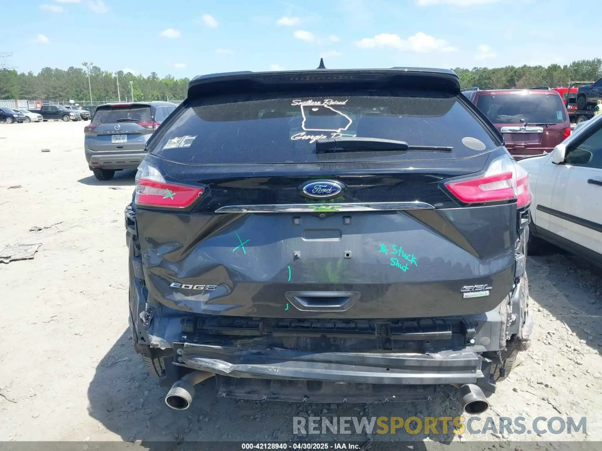 17 Photograph of a damaged car 2FMPK3J91KBB69545 FORD EDGE 2019