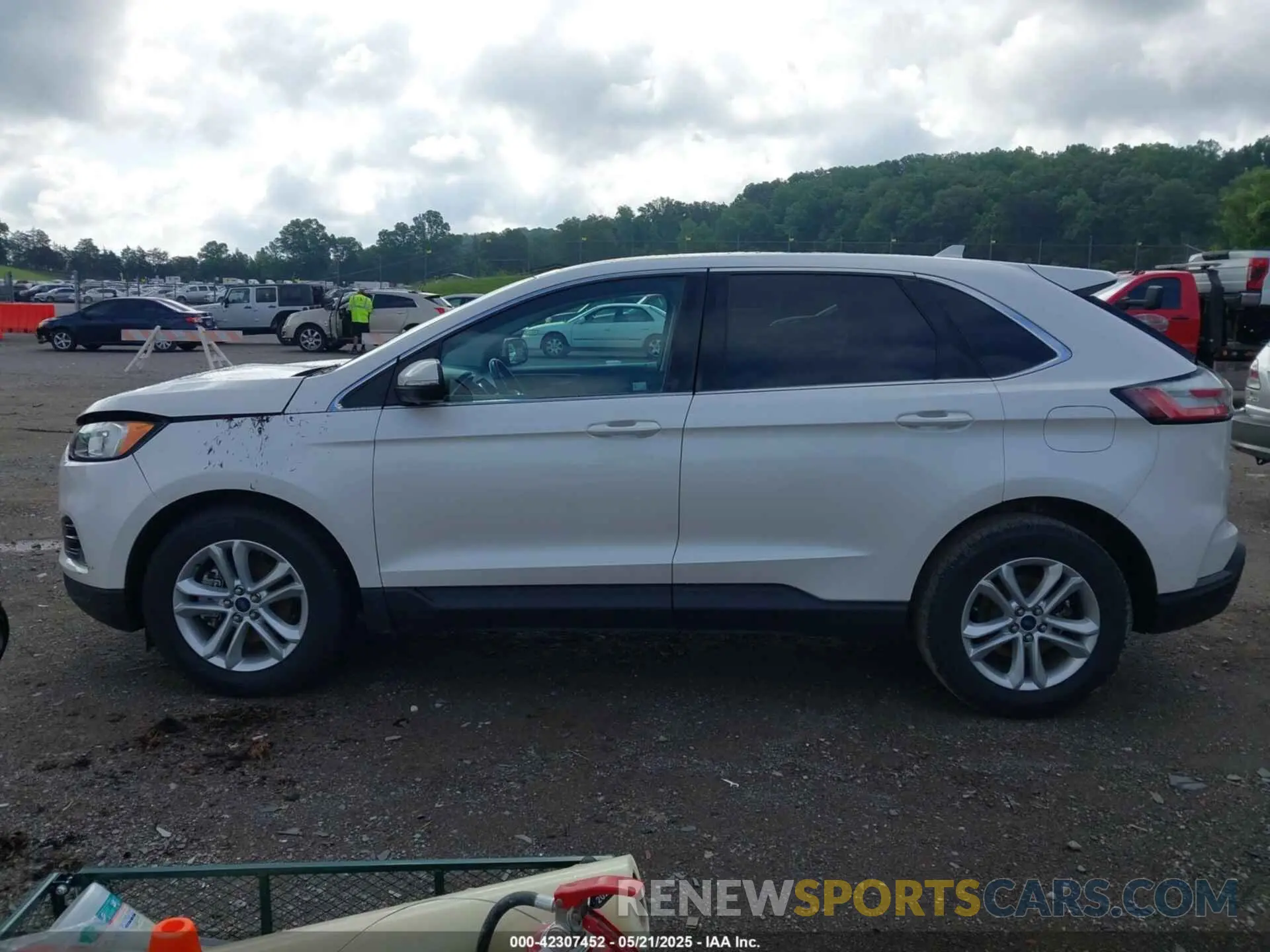 14 Photograph of a damaged car 2FMPK3J91KBC17903 FORD EDGE 2019
