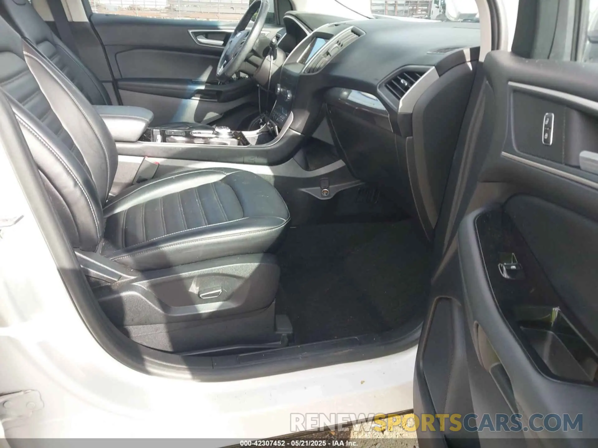 5 Photograph of a damaged car 2FMPK3J91KBC17903 FORD EDGE 2019