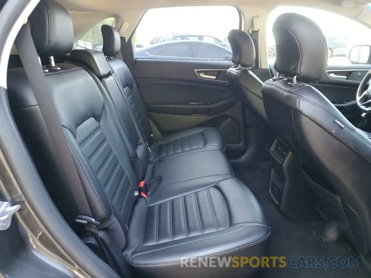11 Фотография поврежденного автомобиля 2FMPK3J93KBC24352 FORD EDGE 2019