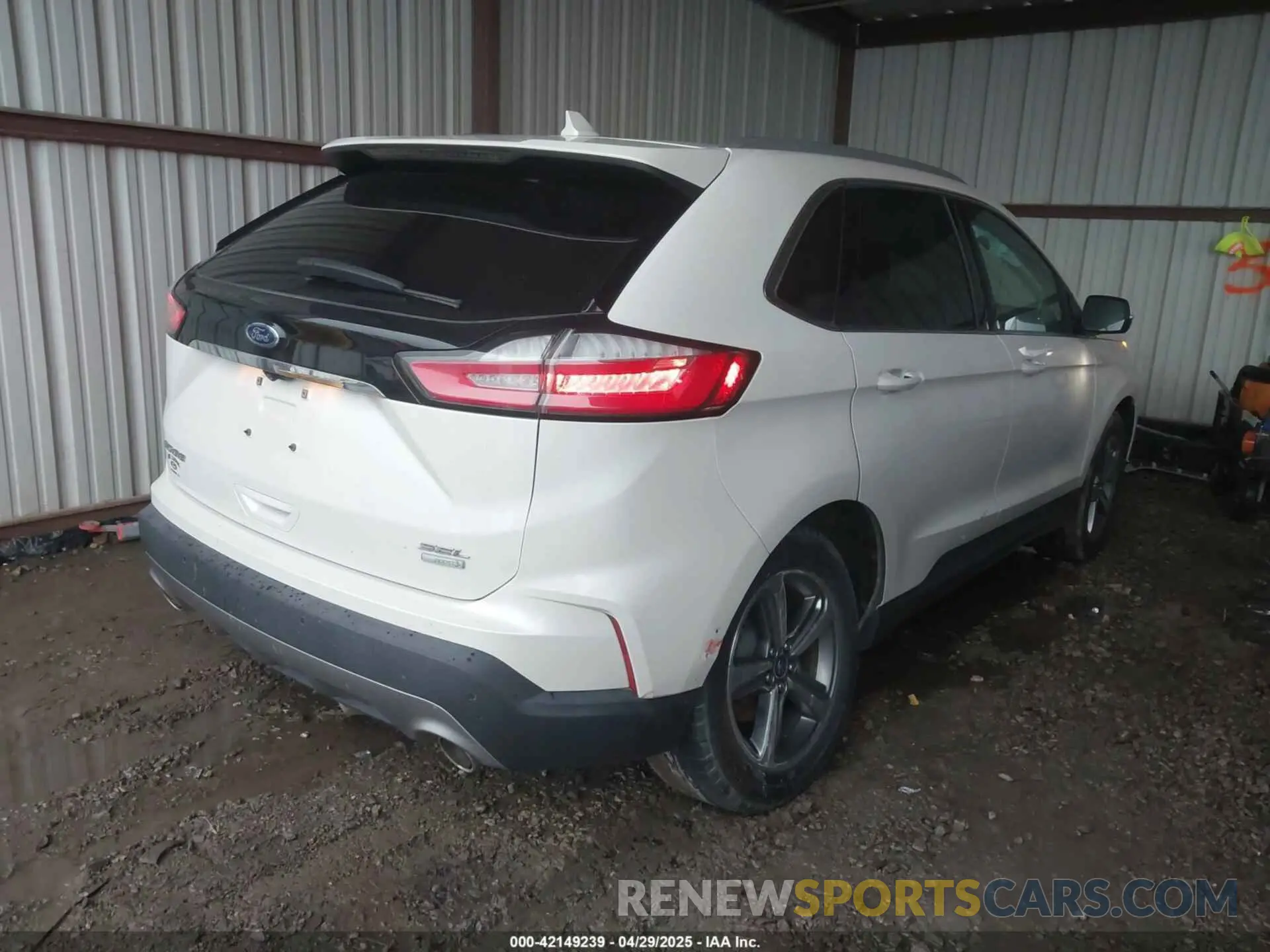4 Photograph of a damaged car 2FMPK3J94KBB32389 FORD EDGE 2019