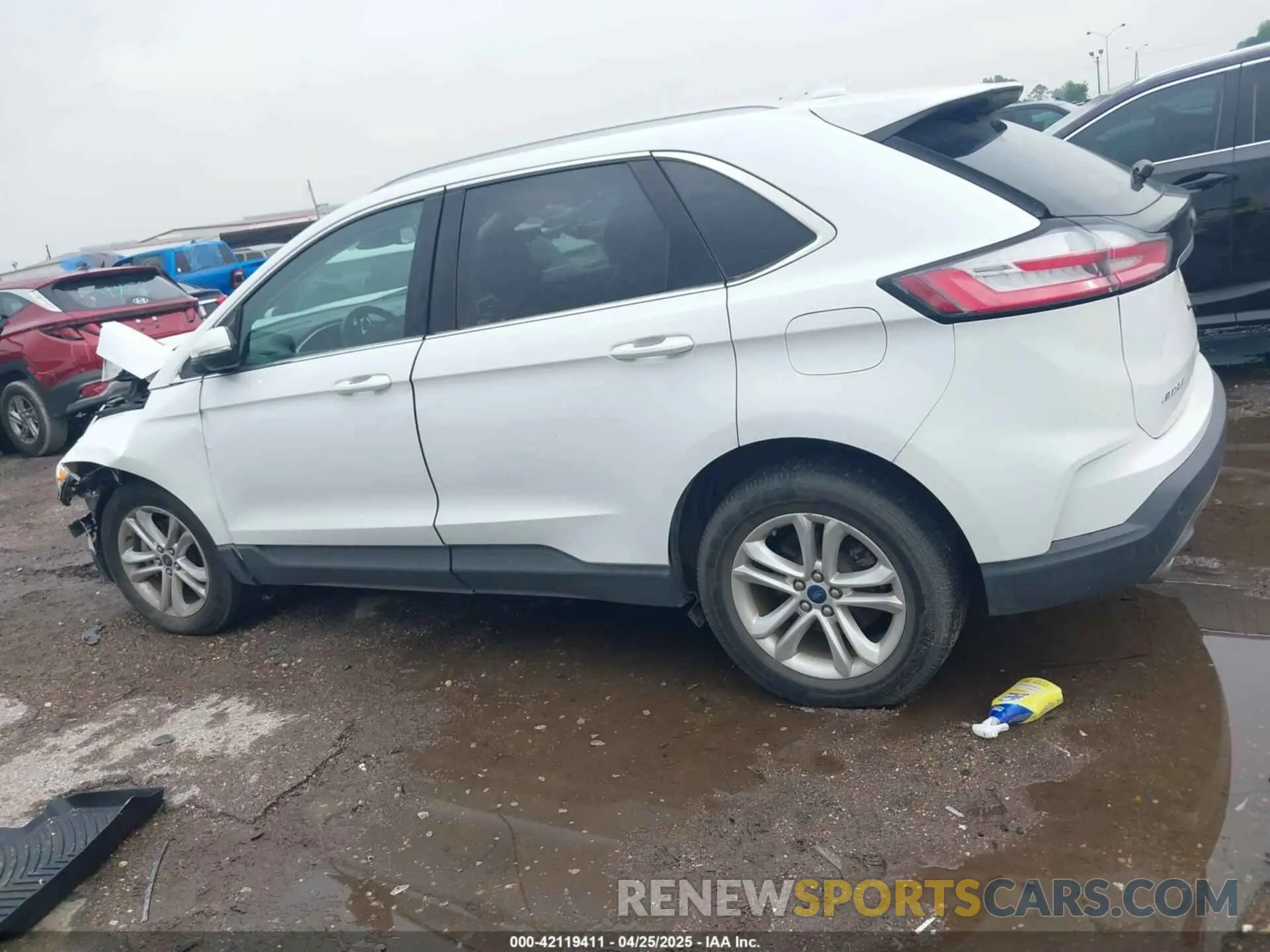 14 Photograph of a damaged car 2FMPK3J96KBB90620 FORD EDGE 2019