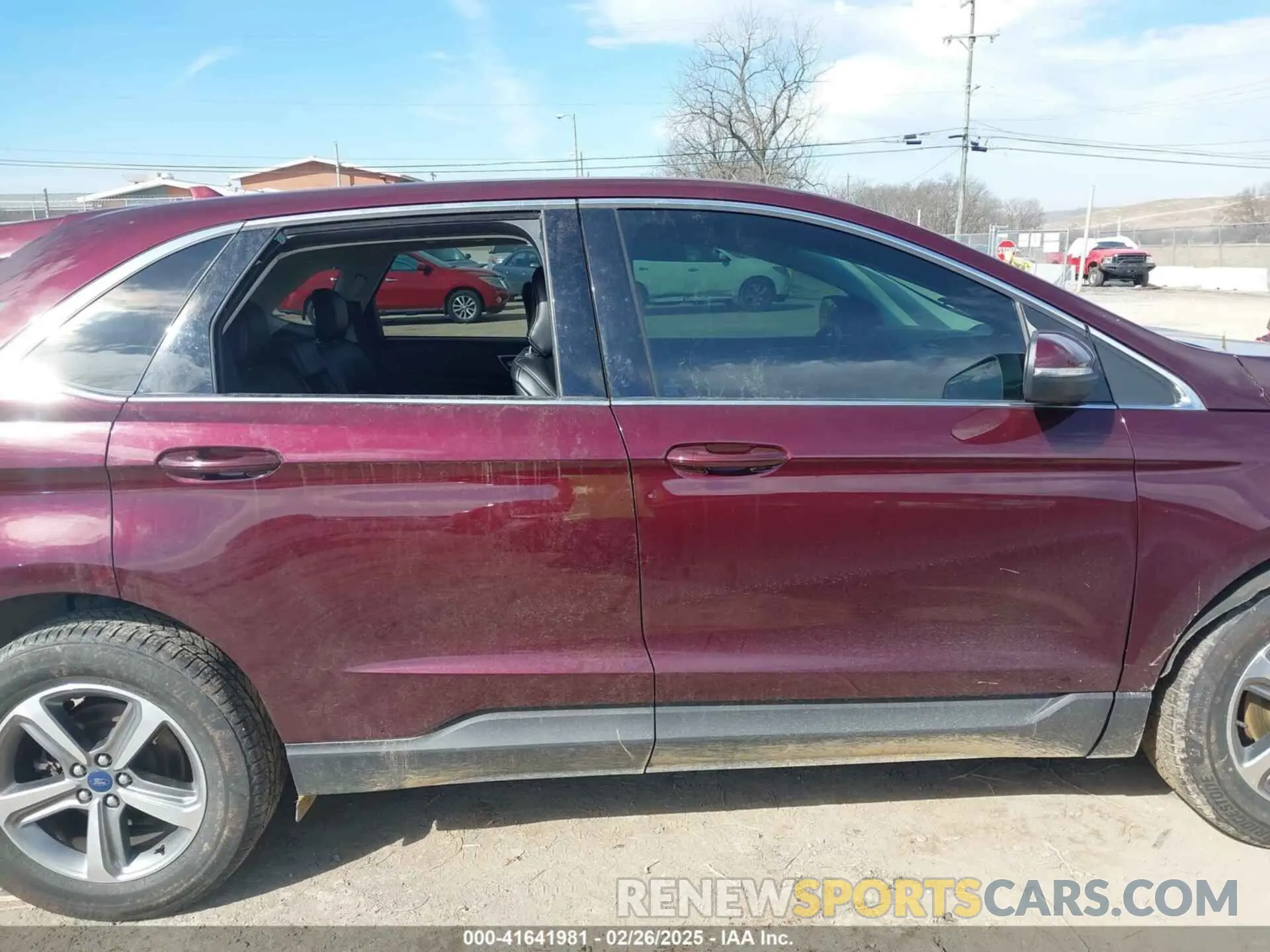 14 Photograph of a damaged car 2FMPK3J96KBC43882 FORD EDGE 2019