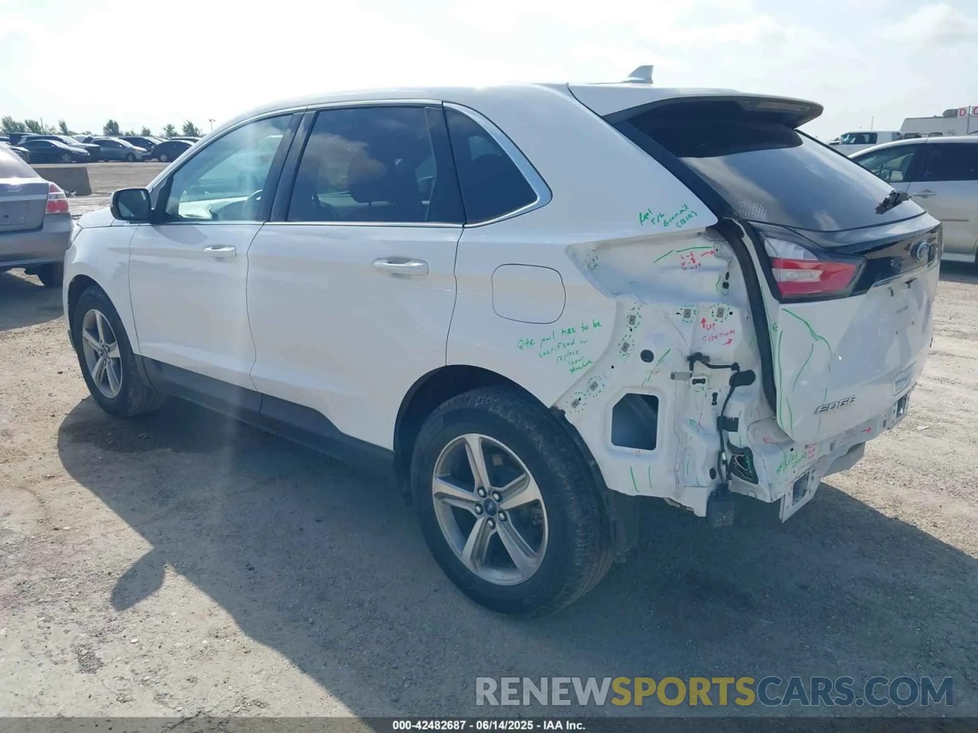 3 Photograph of a damaged car 2FMPK3J97KBC26735 FORD EDGE 2019