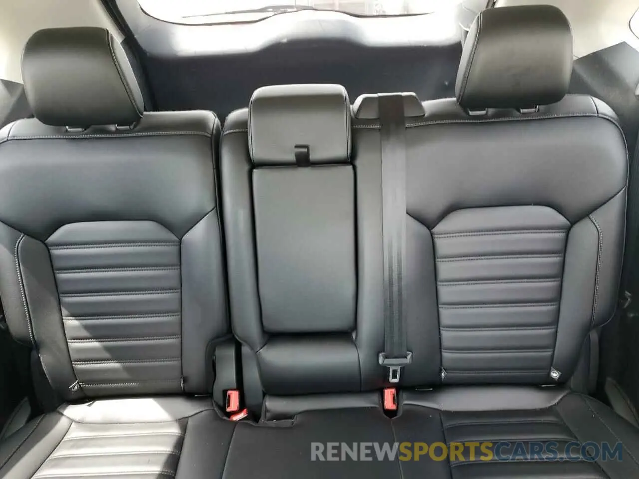 10 Фотография поврежденного автомобиля 2FMPK3J98KBC31636 FORD EDGE 2019