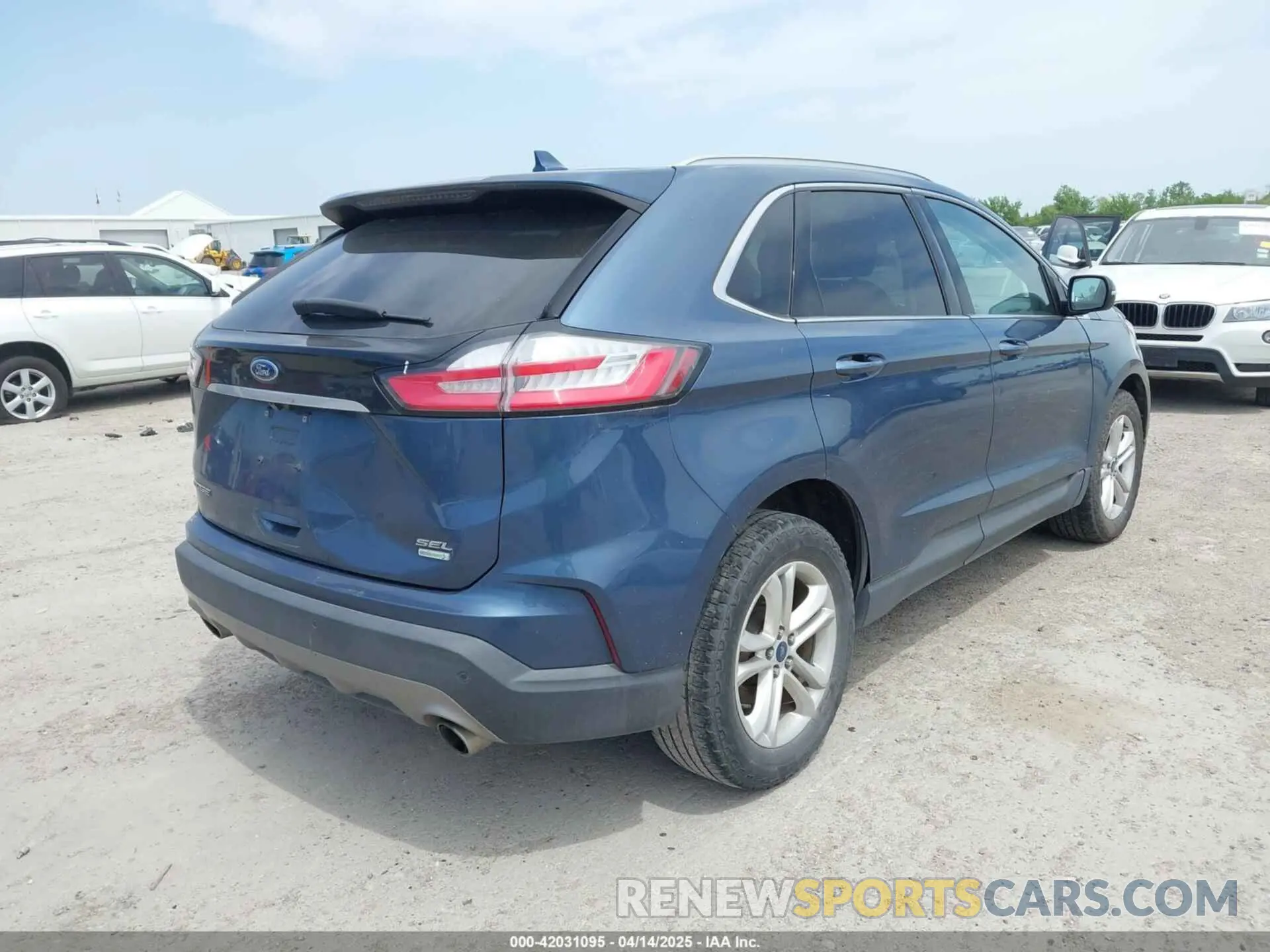 4 Фотография поврежденного автомобиля 2FMPK3J99KBB47177 FORD EDGE 2019
