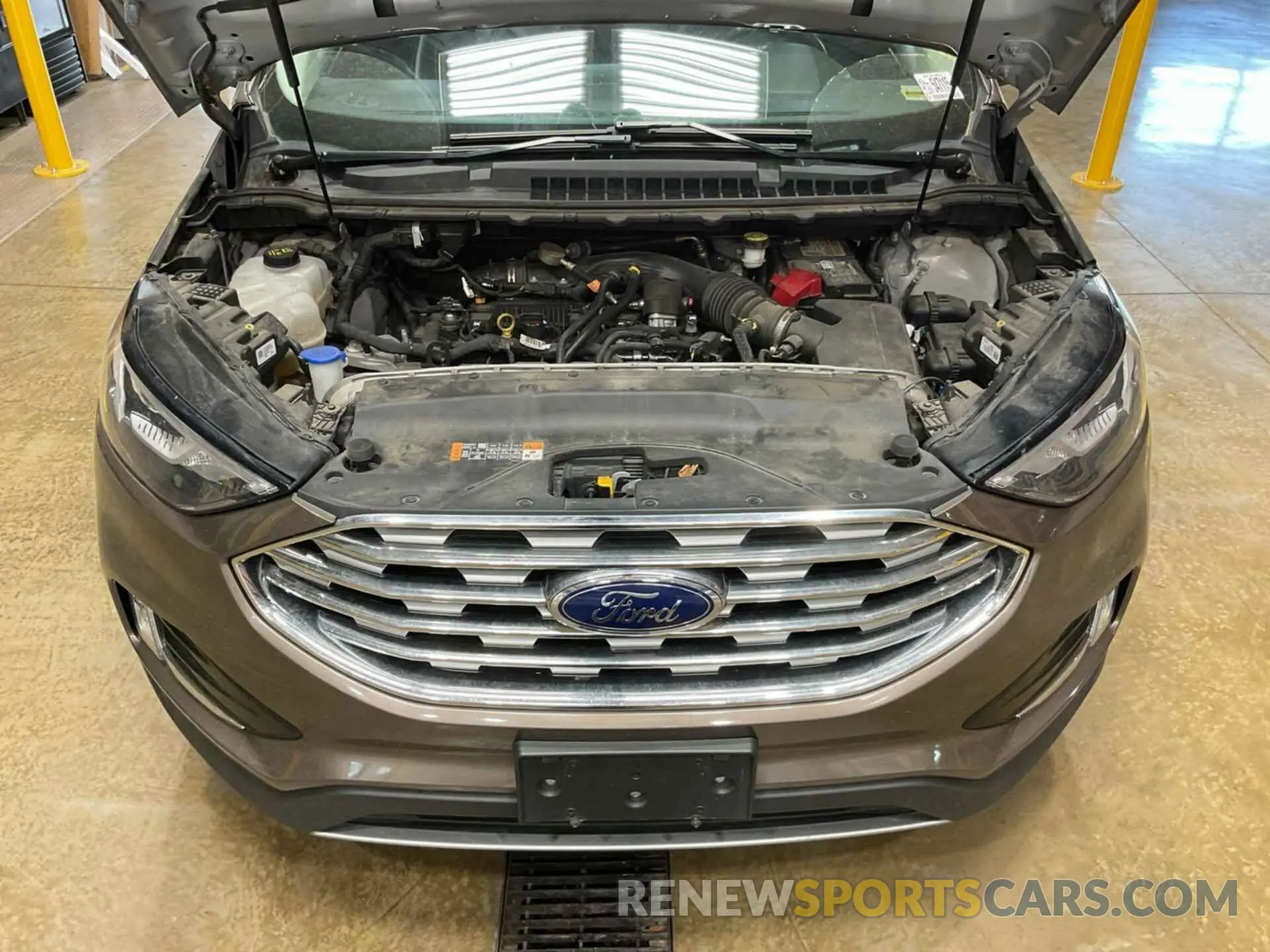 17 Photograph of a damaged car 2FMPK3J99KBC47697 FORD EDGE 2019