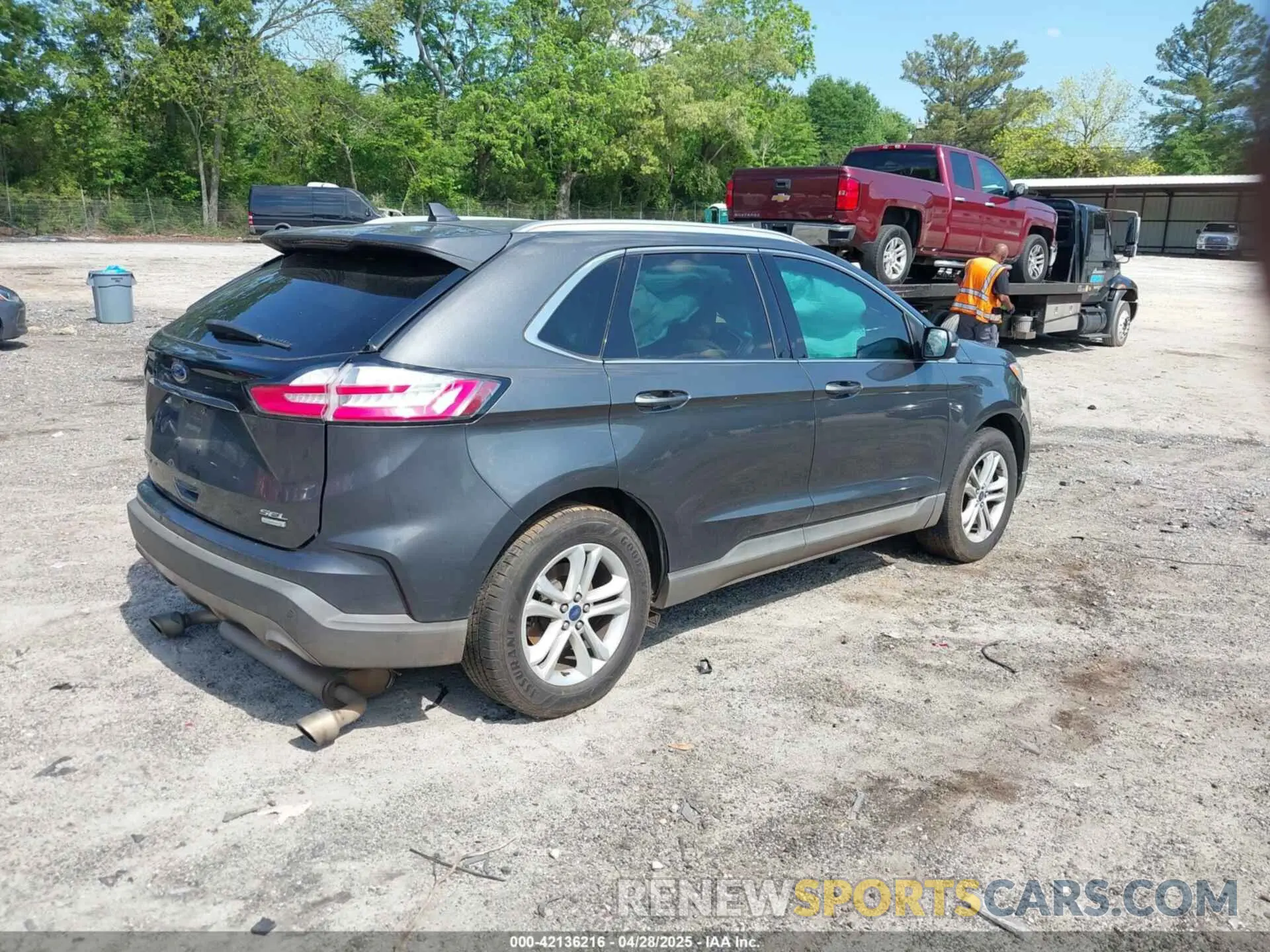 4 Photograph of a damaged car 2FMPK3J9XKBB73478 FORD EDGE 2019