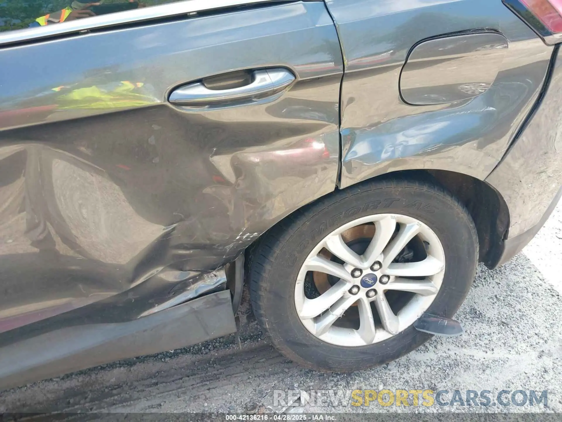 6 Photograph of a damaged car 2FMPK3J9XKBB73478 FORD EDGE 2019