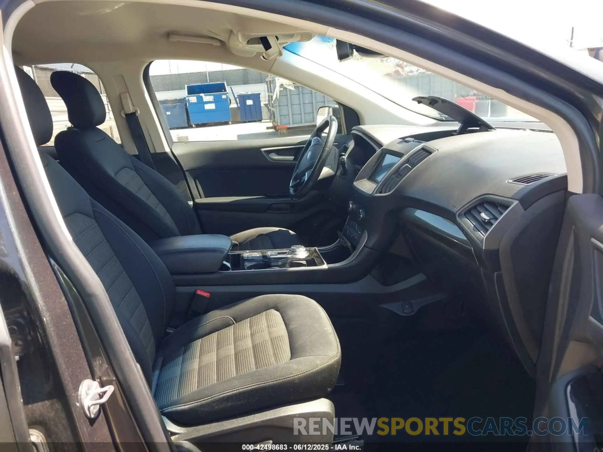 5 Photograph of a damaged car 2FMPK3J9XKBB76512 FORD EDGE 2019