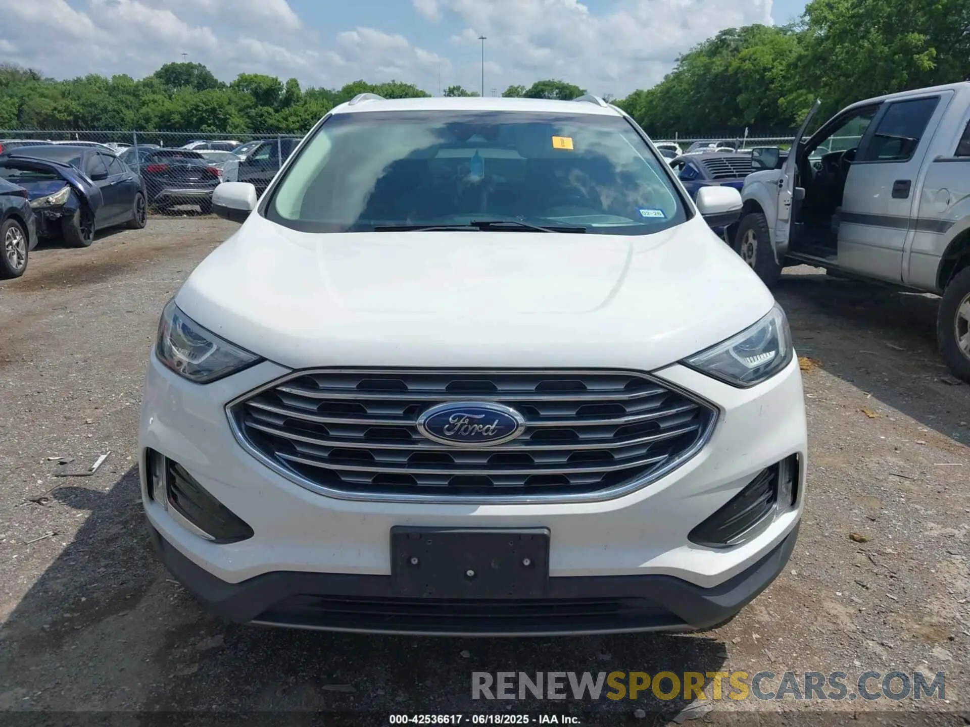 12 Фотография поврежденного автомобиля 2FMPK3J9XKBC03644 FORD EDGE 2019