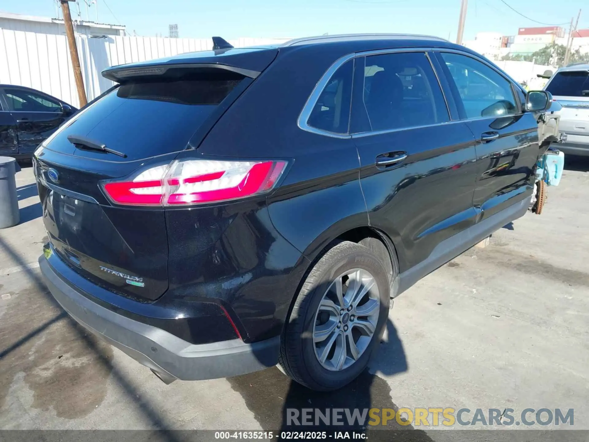 4 Photograph of a damaged car 2FMPK3K90KBB63086 FORD EDGE 2019