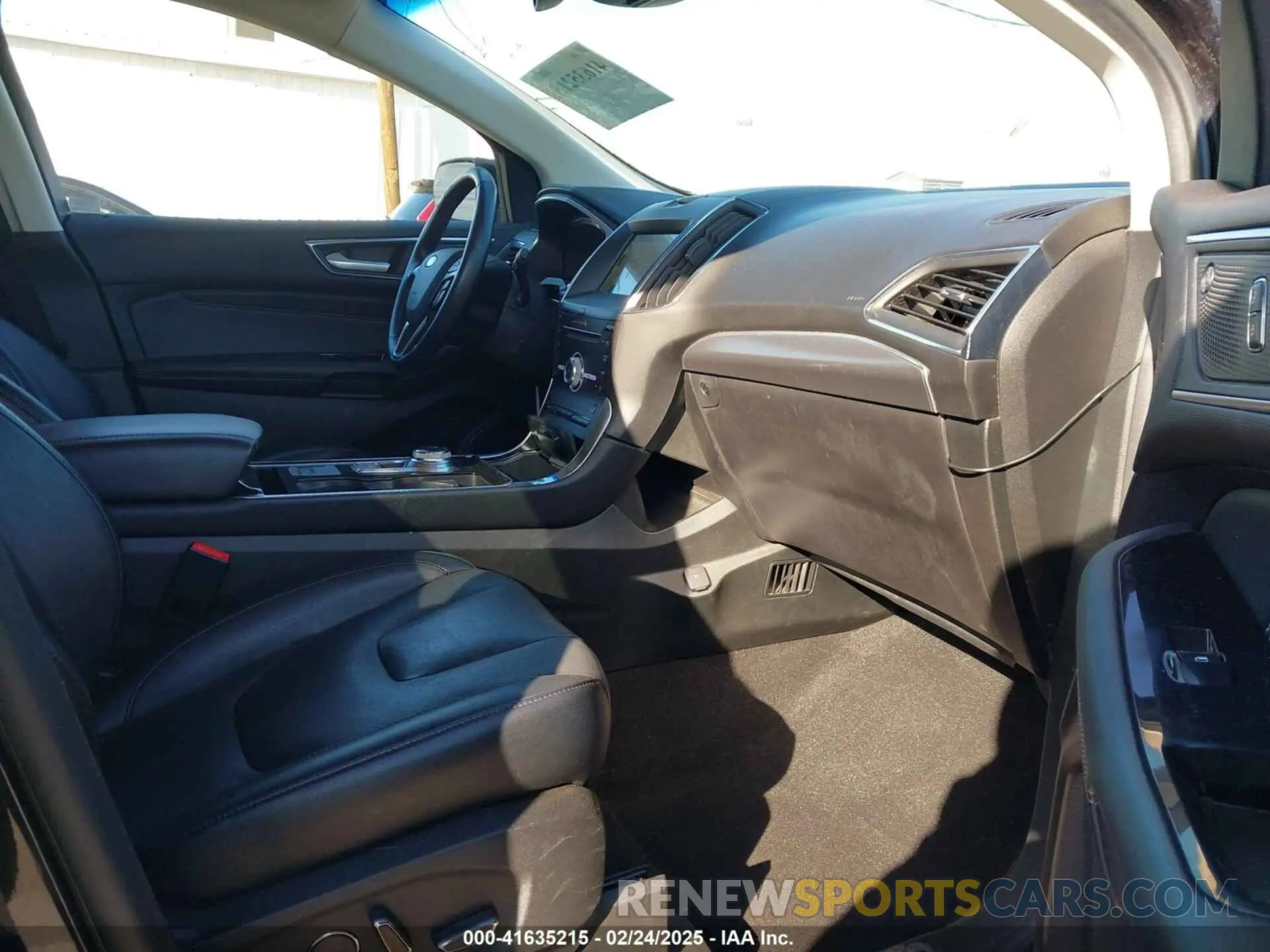 5 Photograph of a damaged car 2FMPK3K90KBB63086 FORD EDGE 2019