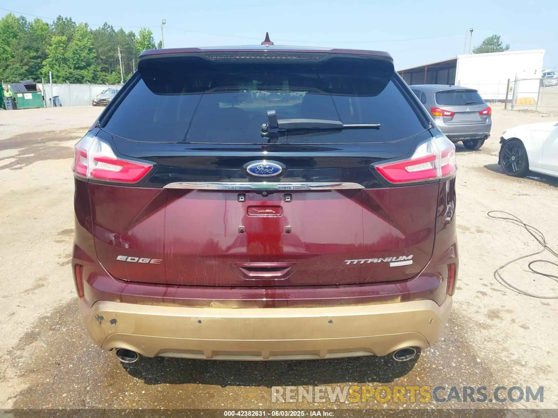 16 Photograph of a damaged car 2FMPK3K93KBB01567 FORD EDGE 2019