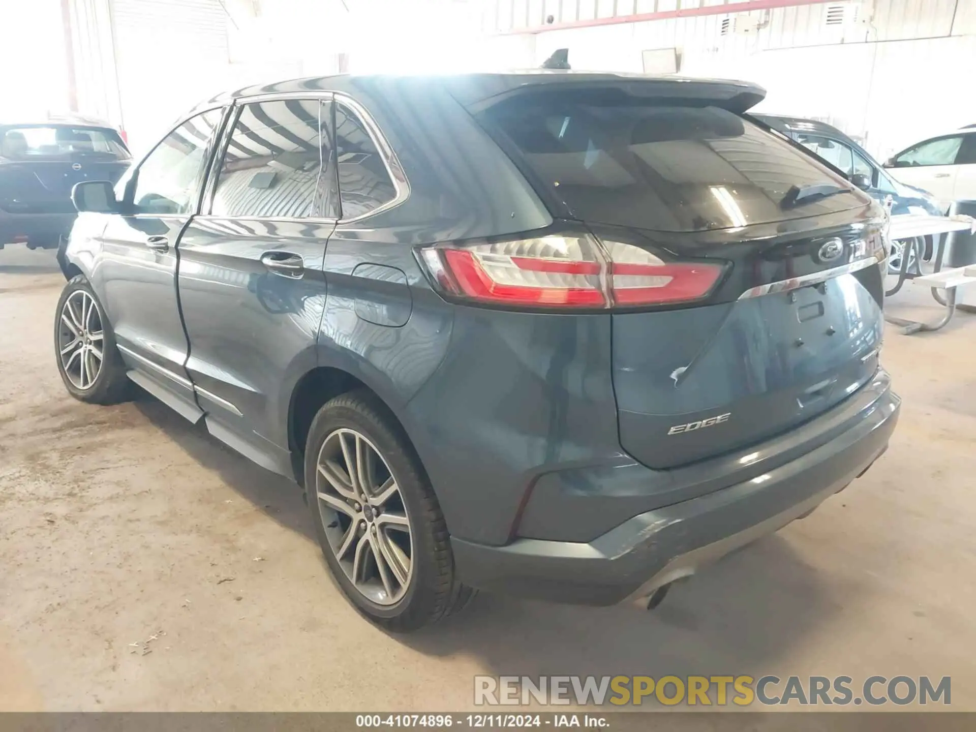 3 Фотография поврежденного автомобиля 2FMPK3K95KBB95919 FORD EDGE 2019