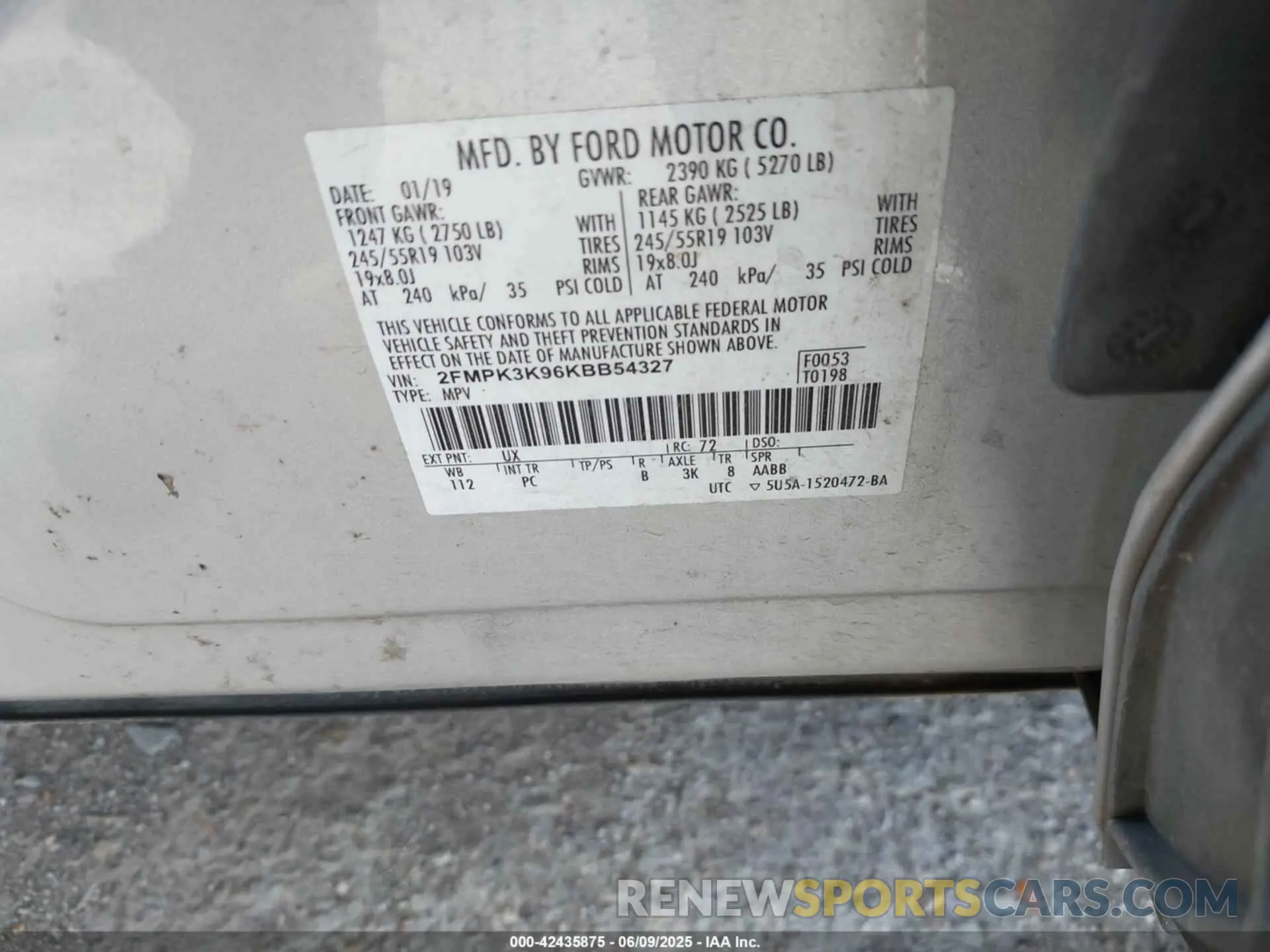 9 Photograph of a damaged car 2FMPK3K96KBB54327 FORD EDGE 2019