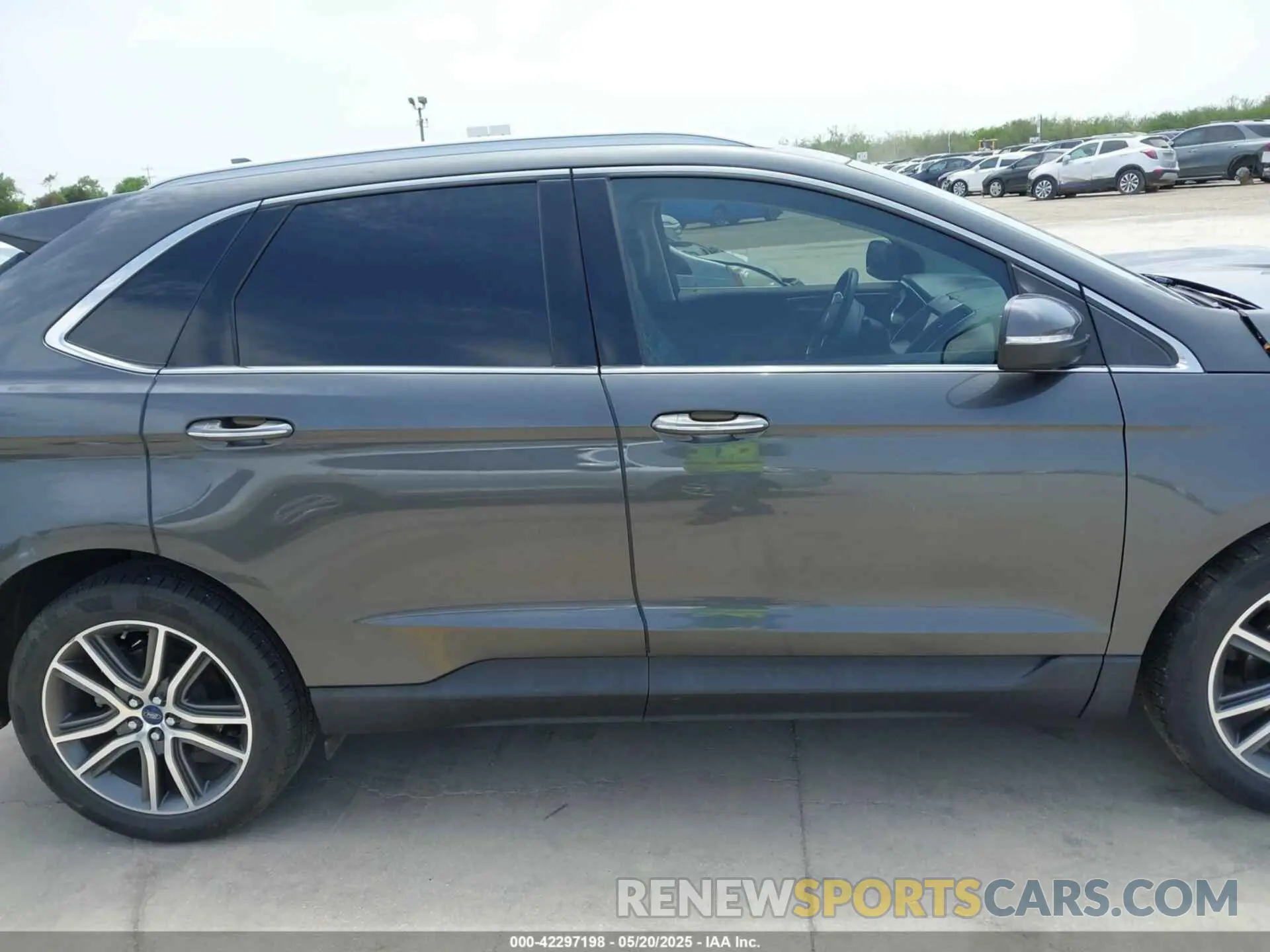 14 Photograph of a damaged car 2FMPK3K9XKBC35685 FORD EDGE 2019