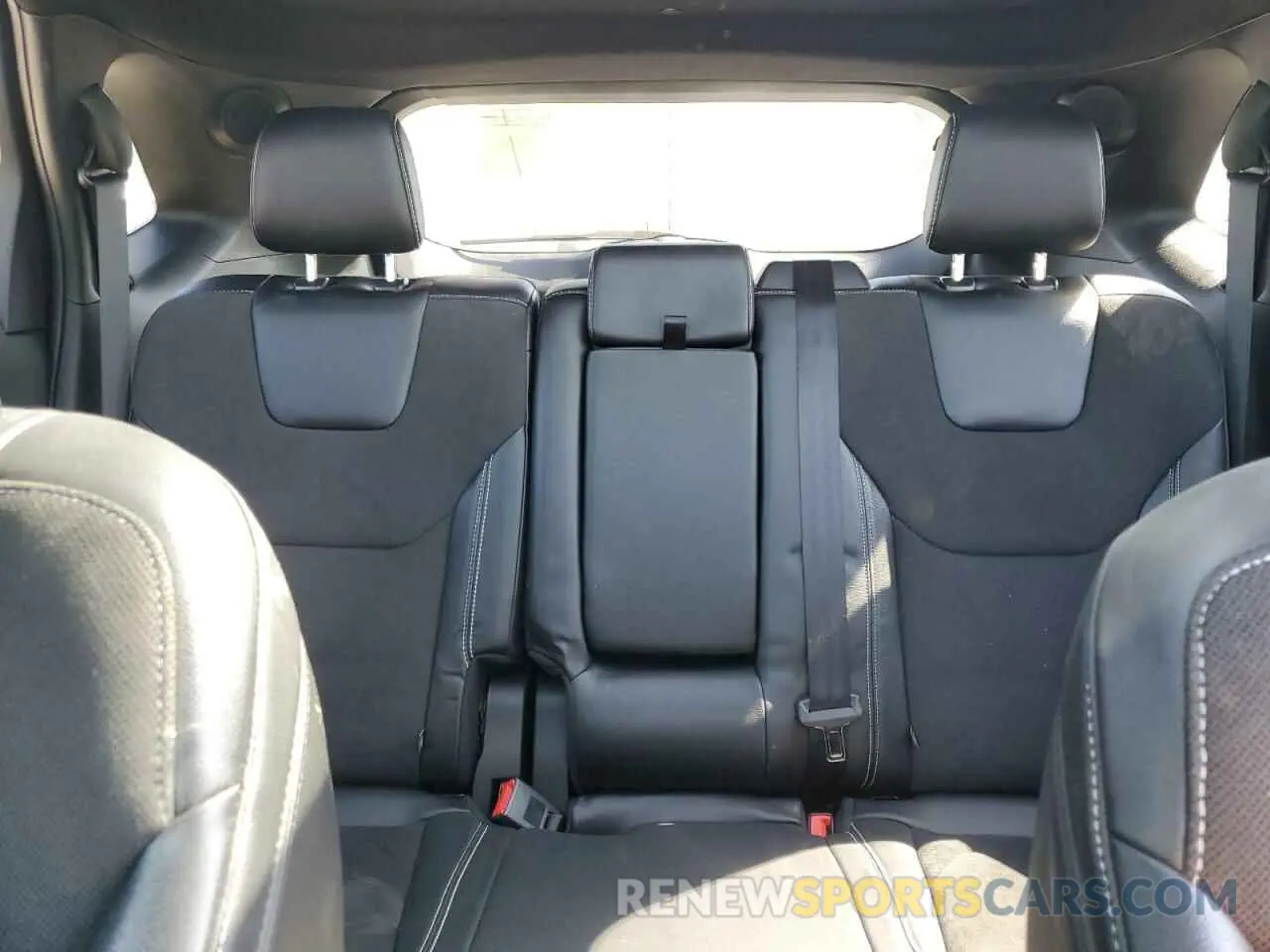10 Photograph of a damaged car 2FMPK4AP0KBB86079 FORD EDGE 2019