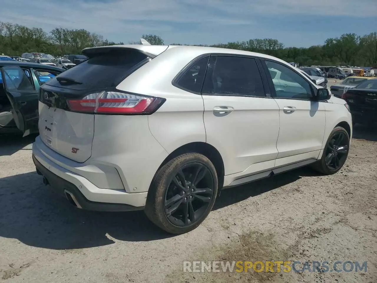 3 Photograph of a damaged car 2FMPK4AP2KBC47397 FORD EDGE 2019