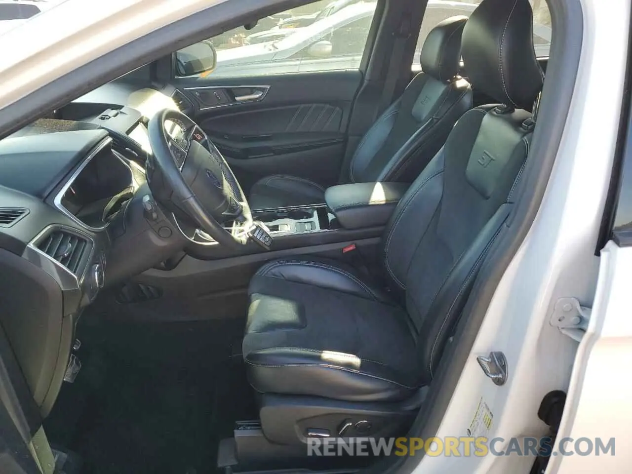 7 Photograph of a damaged car 2FMPK4AP4KBC15793 FORD EDGE 2019