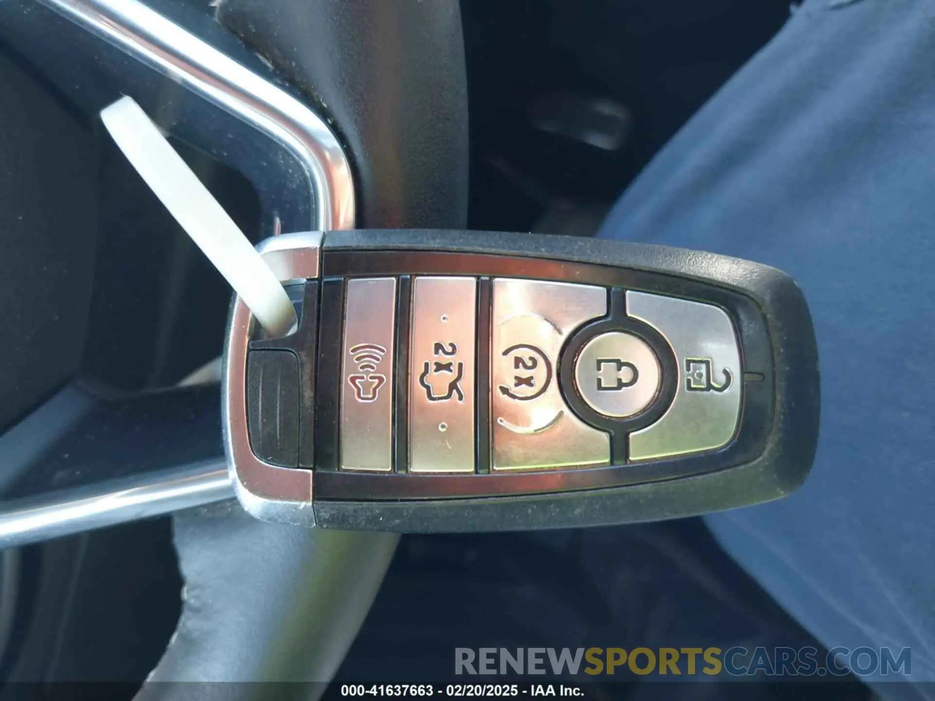 11 Photograph of a damaged car 2FMPK4AP4KBC21559 FORD EDGE 2019