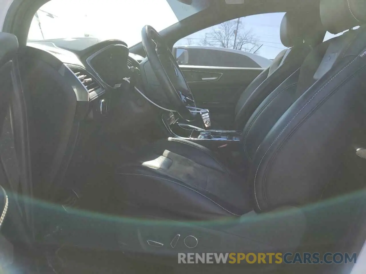 7 Photograph of a damaged car 2FMPK4AP6KBB68167 FORD EDGE 2019