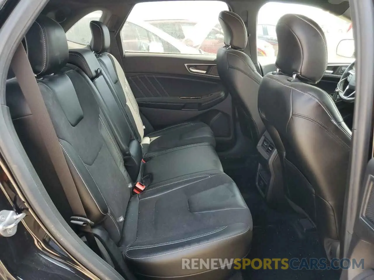 11 Photograph of a damaged car 2FMPK4AP6KBC72061 FORD EDGE 2019