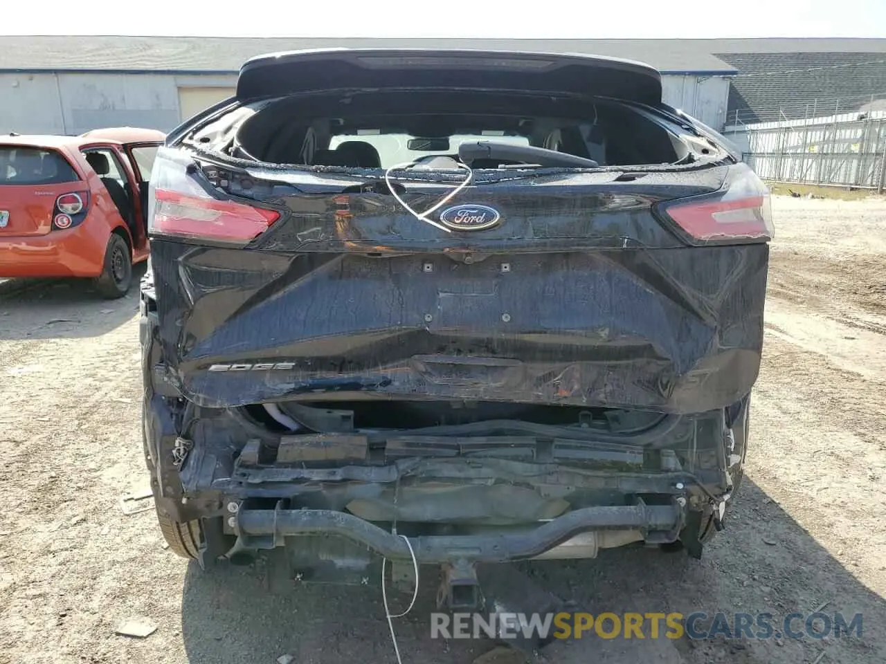 6 Photograph of a damaged car 2FMPK4AP6KBC72061 FORD EDGE 2019