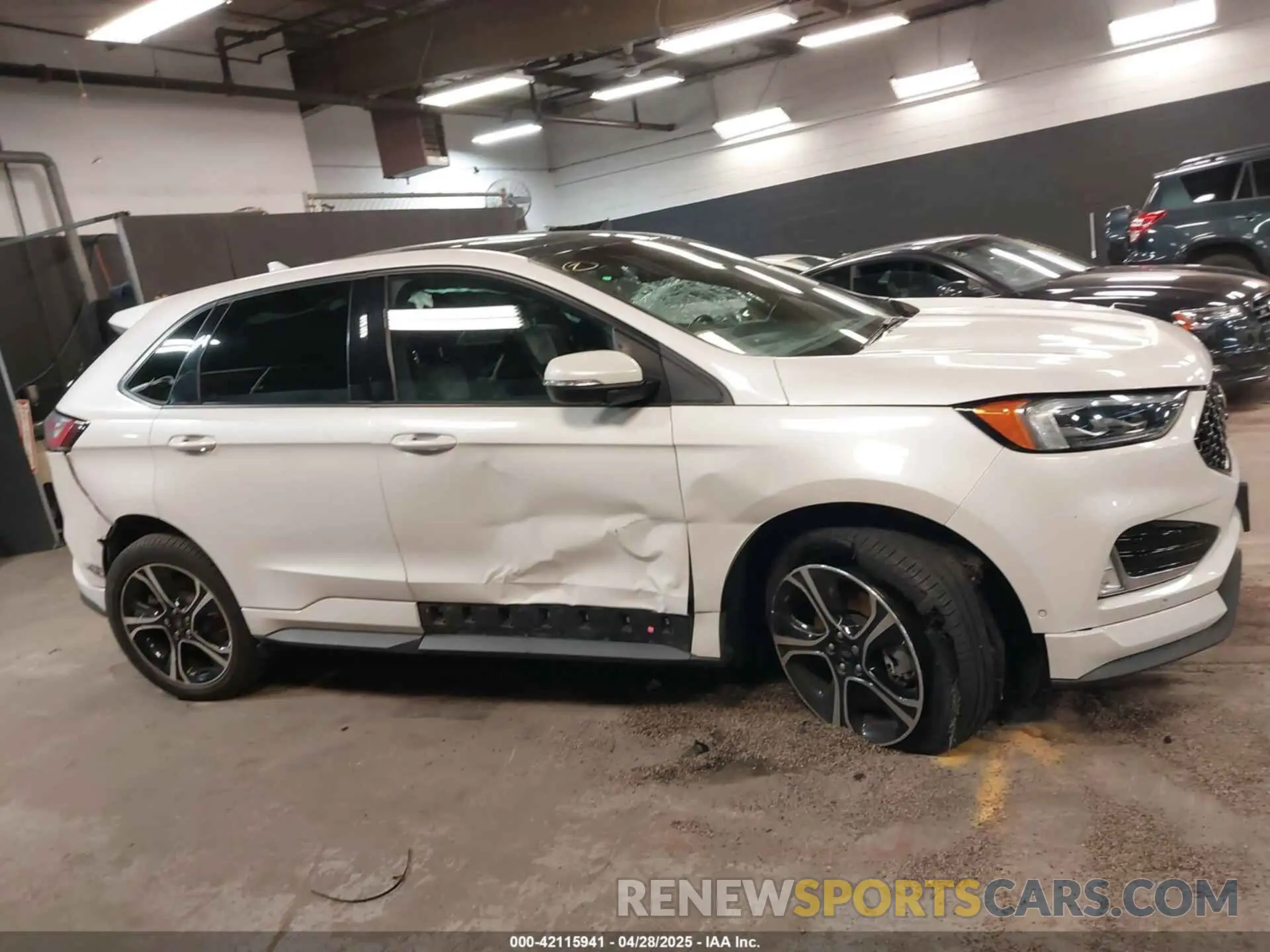 12 Фотография поврежденного автомобиля 2FMPK4AP7KBB84720 FORD EDGE 2019