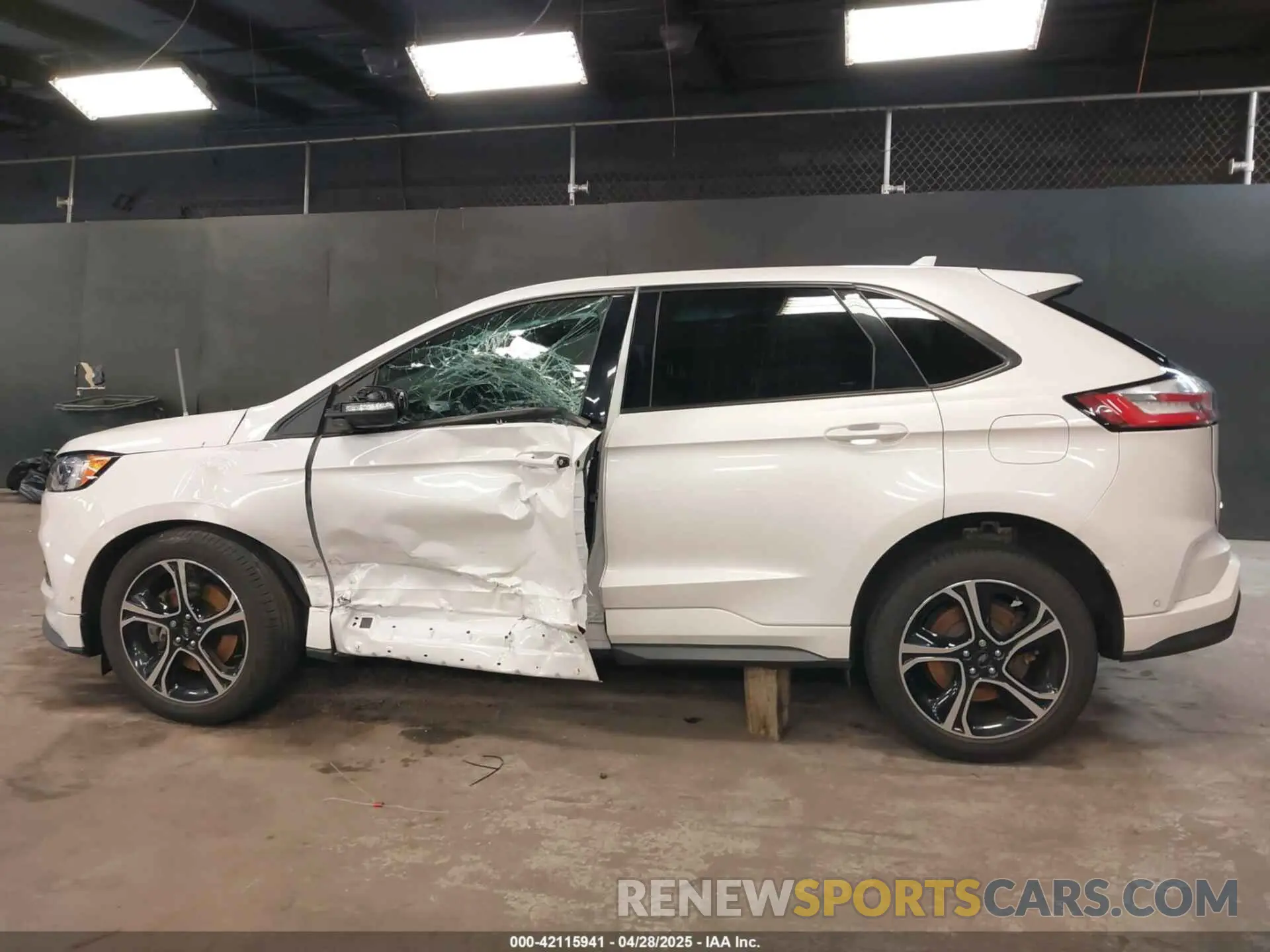 13 Фотография поврежденного автомобиля 2FMPK4AP7KBB84720 FORD EDGE 2019