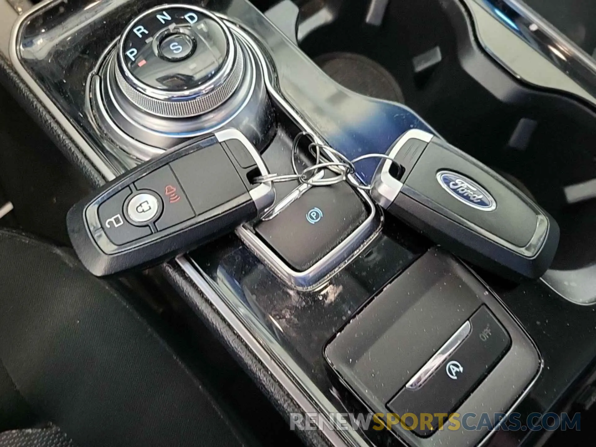 29 Фотография поврежденного автомобиля 2FMPK4G90KBB89699 FORD EDGE 2019