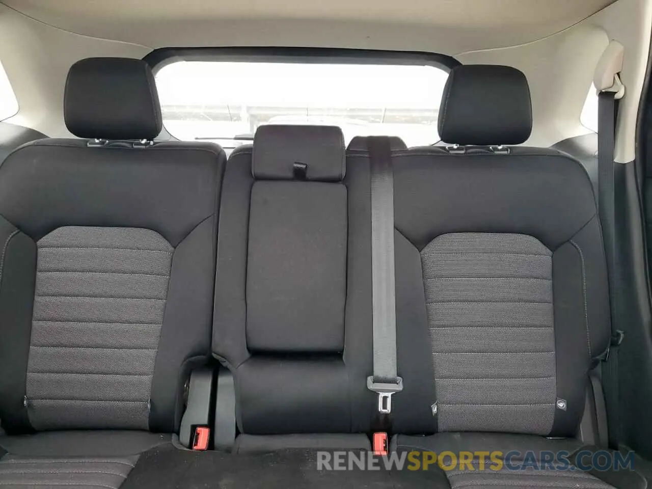 10 Photograph of a damaged car 2FMPK4G91KBB91820 FORD EDGE 2019