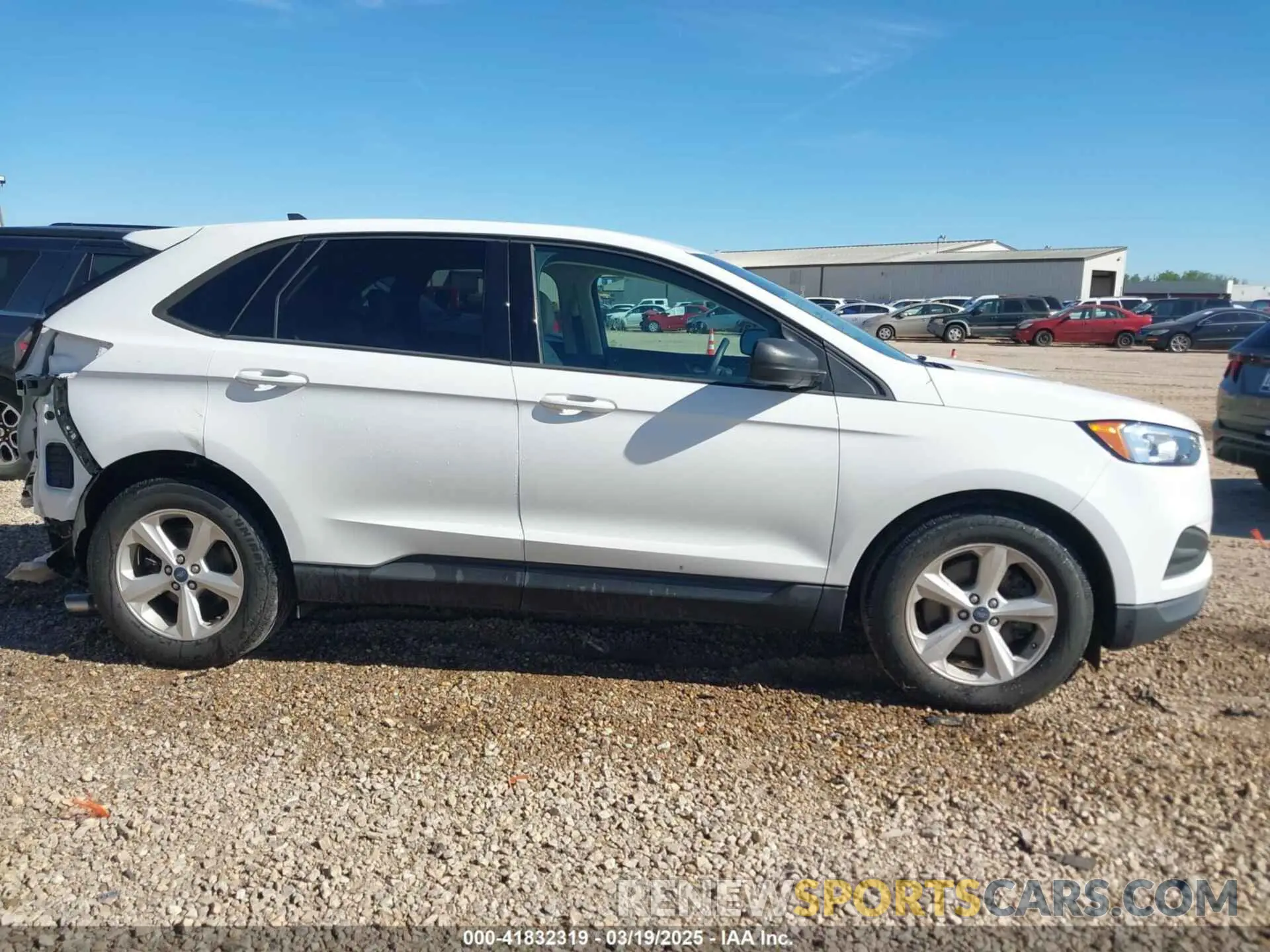 14 Photograph of a damaged car 2FMPK4G9XKBC24104 FORD EDGE 2019