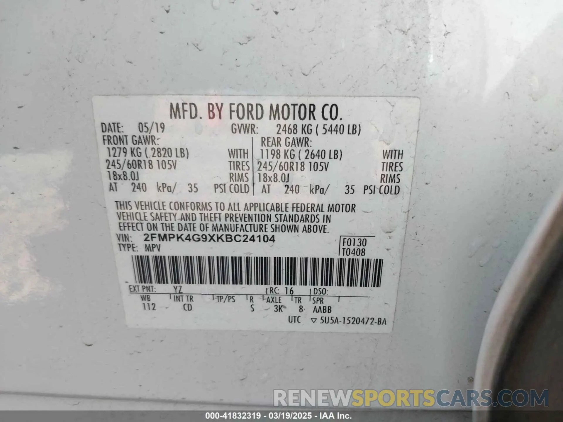 9 Photograph of a damaged car 2FMPK4G9XKBC24104 FORD EDGE 2019