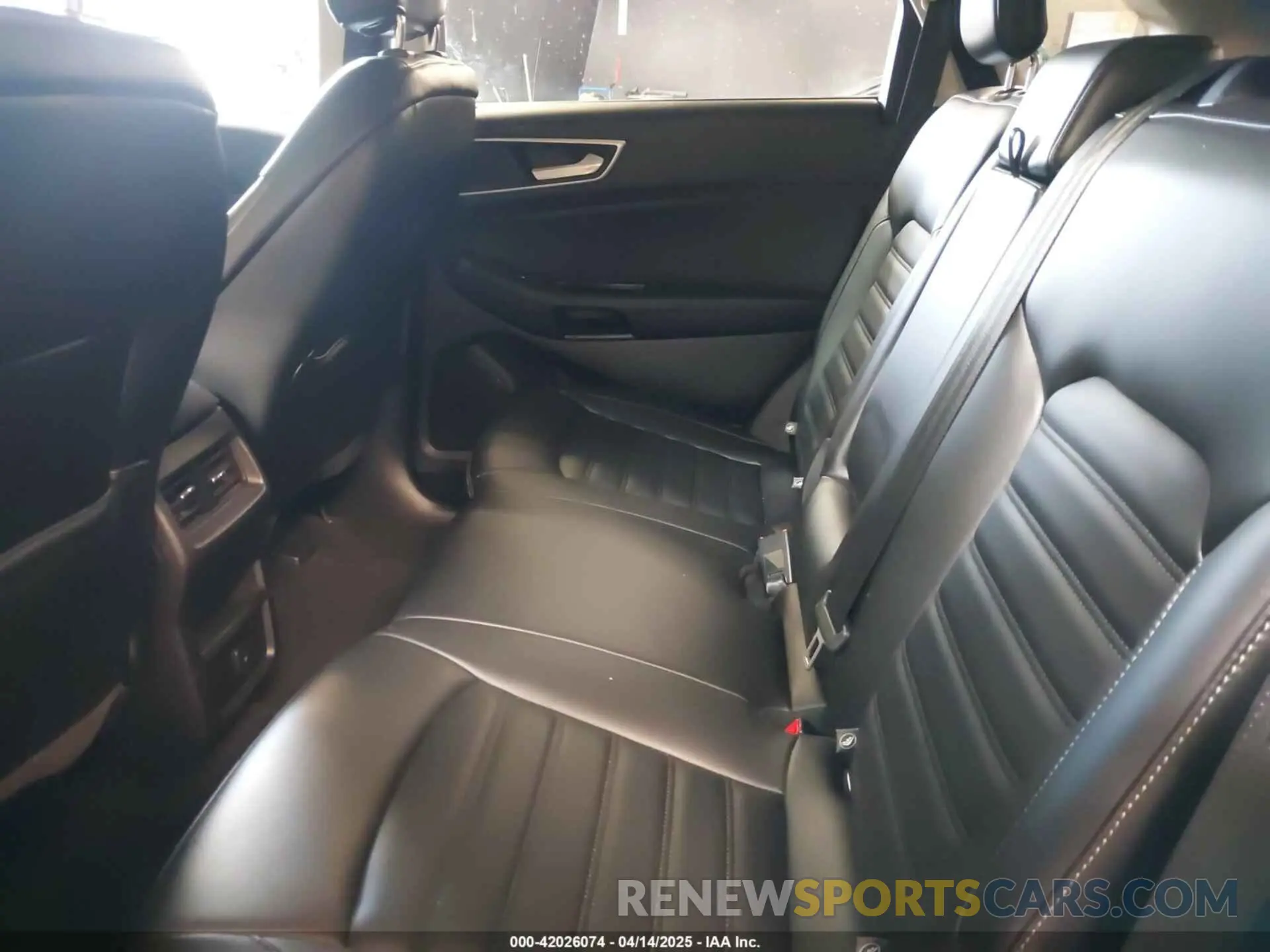 8 Фотография поврежденного автомобиля 2FMPK4J90KBB33576 FORD EDGE 2019