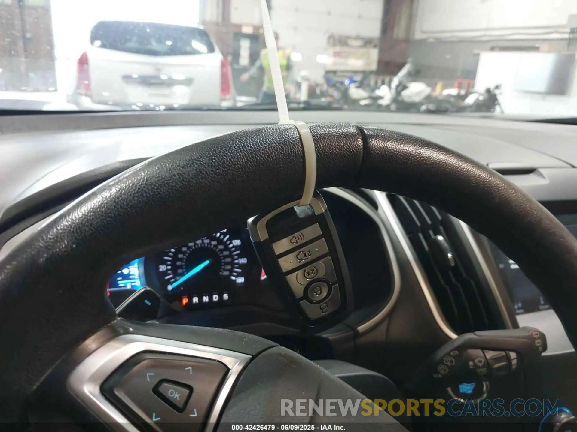 11 Photograph of a damaged car 2FMPK4J90KBB38373 FORD EDGE 2019