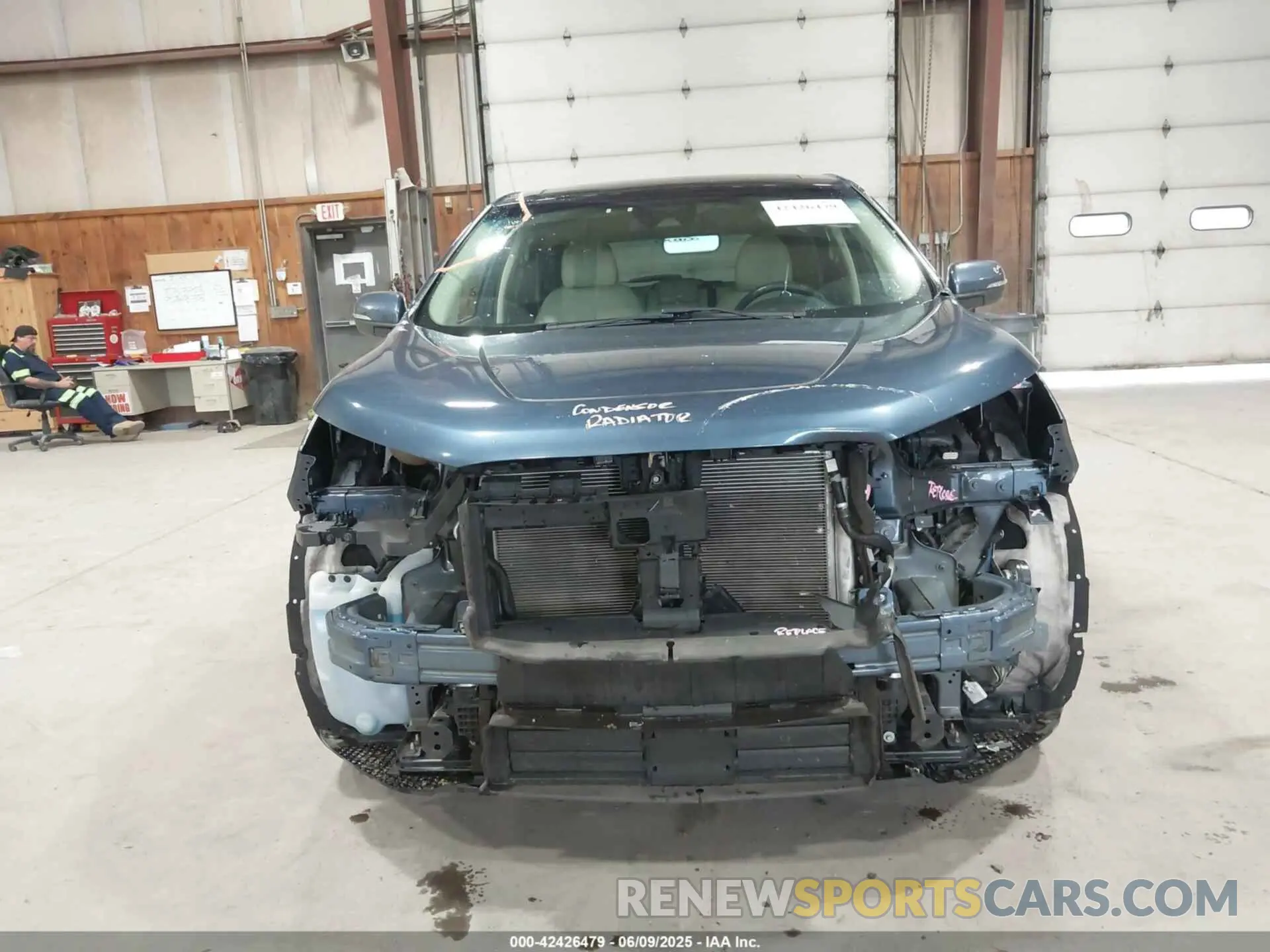13 Photograph of a damaged car 2FMPK4J90KBB38373 FORD EDGE 2019