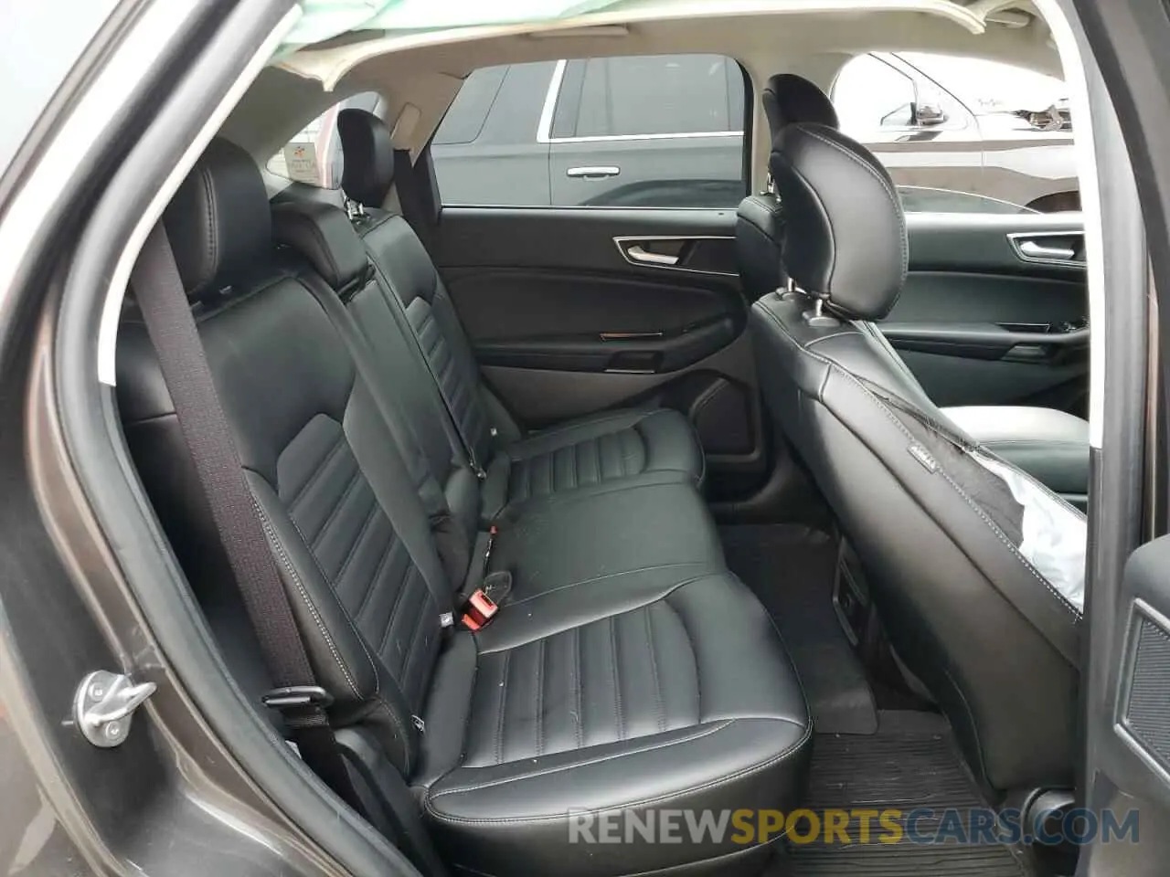 11 Фотография поврежденного автомобиля 2FMPK4J92KBB24961 FORD EDGE 2019