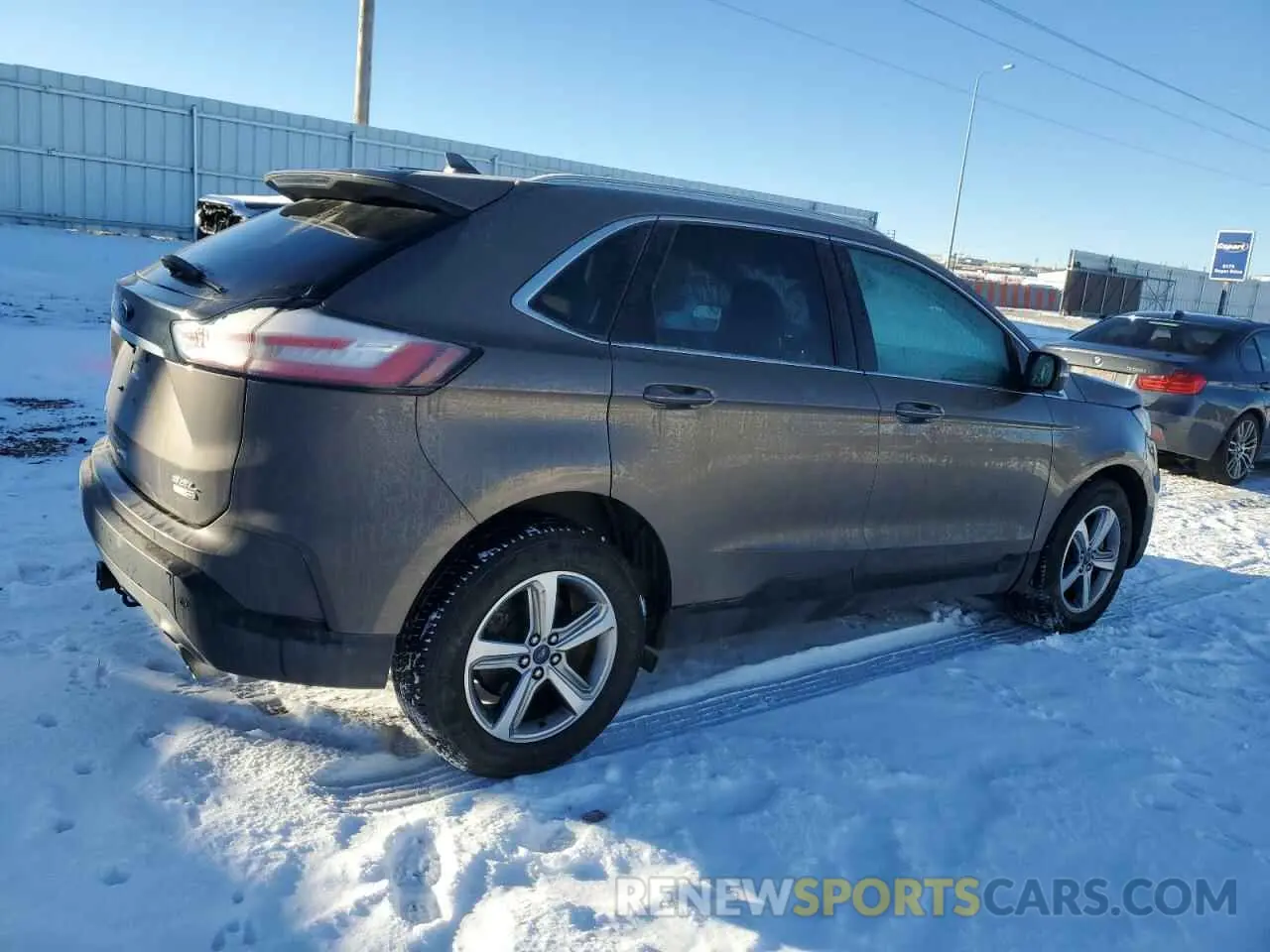3 Photograph of a damaged car 2FMPK4J92KBB69527 FORD EDGE 2019
