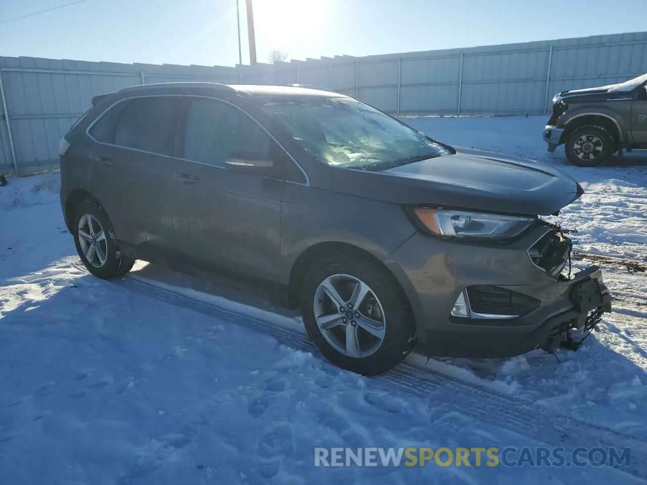 4 Photograph of a damaged car 2FMPK4J92KBB69527 FORD EDGE 2019