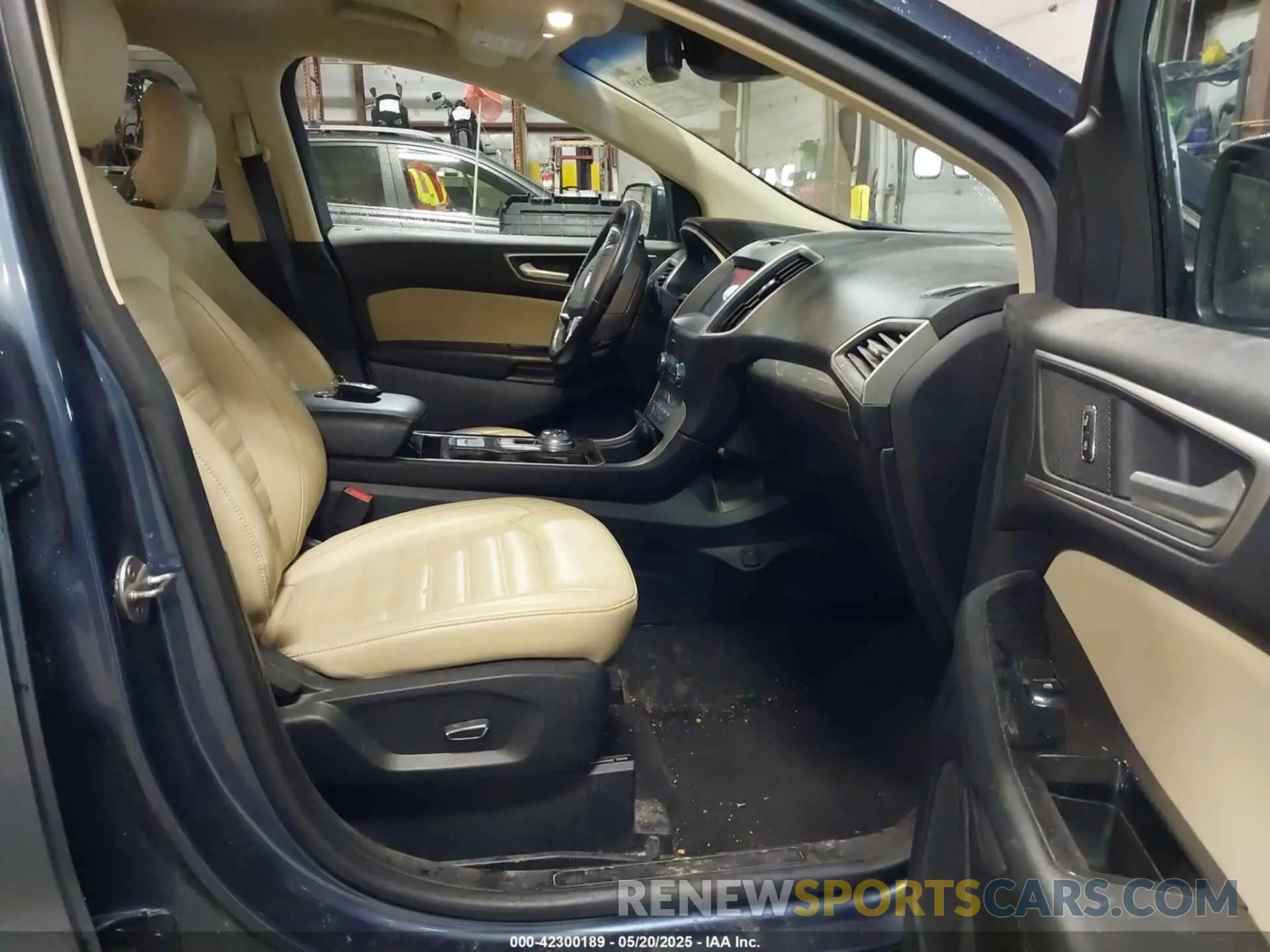 5 Photograph of a damaged car 2FMPK4J92KBC72284 FORD EDGE 2019