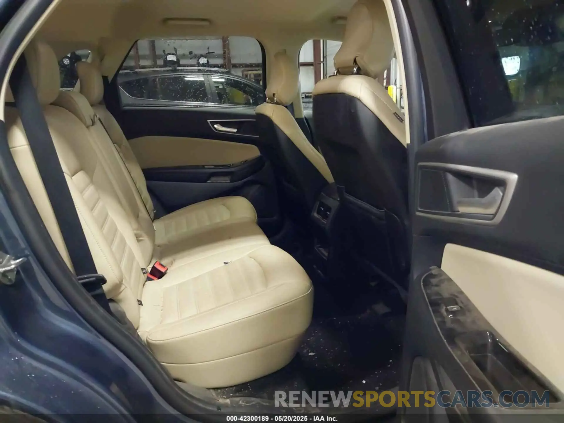 8 Photograph of a damaged car 2FMPK4J92KBC72284 FORD EDGE 2019