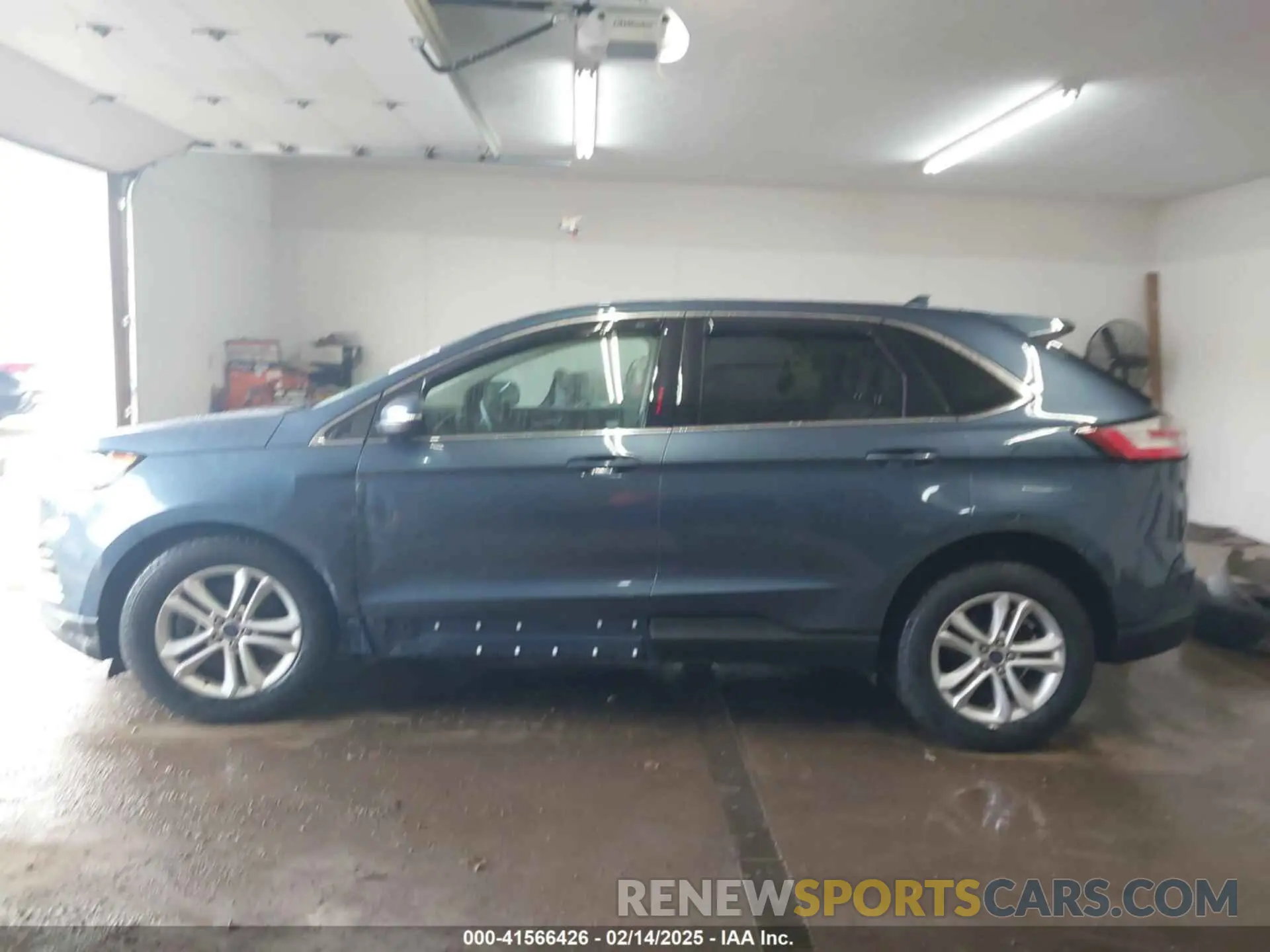 15 Photograph of a damaged car 2FMPK4J93KBB40828 FORD EDGE 2019