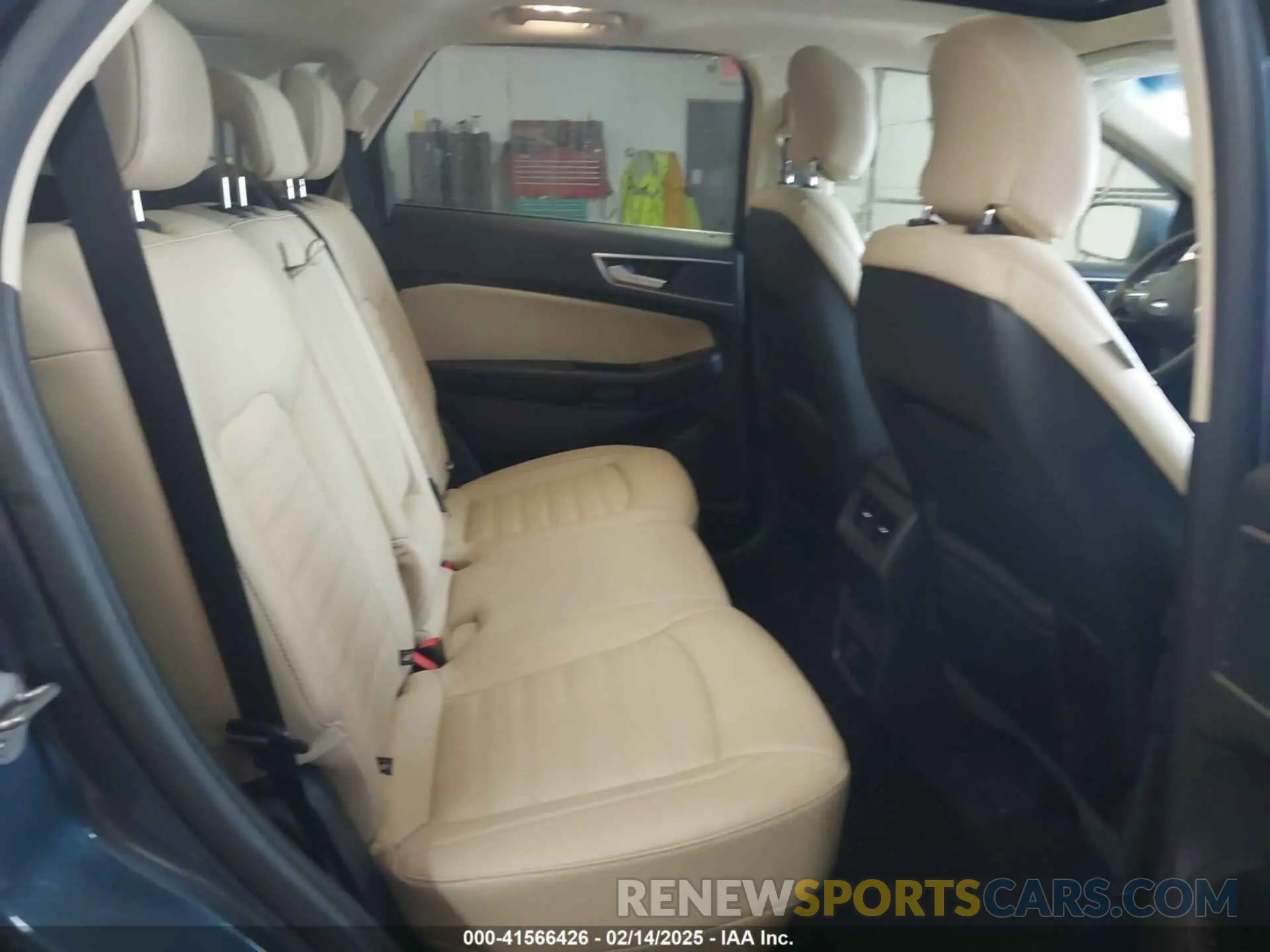 8 Photograph of a damaged car 2FMPK4J93KBB40828 FORD EDGE 2019