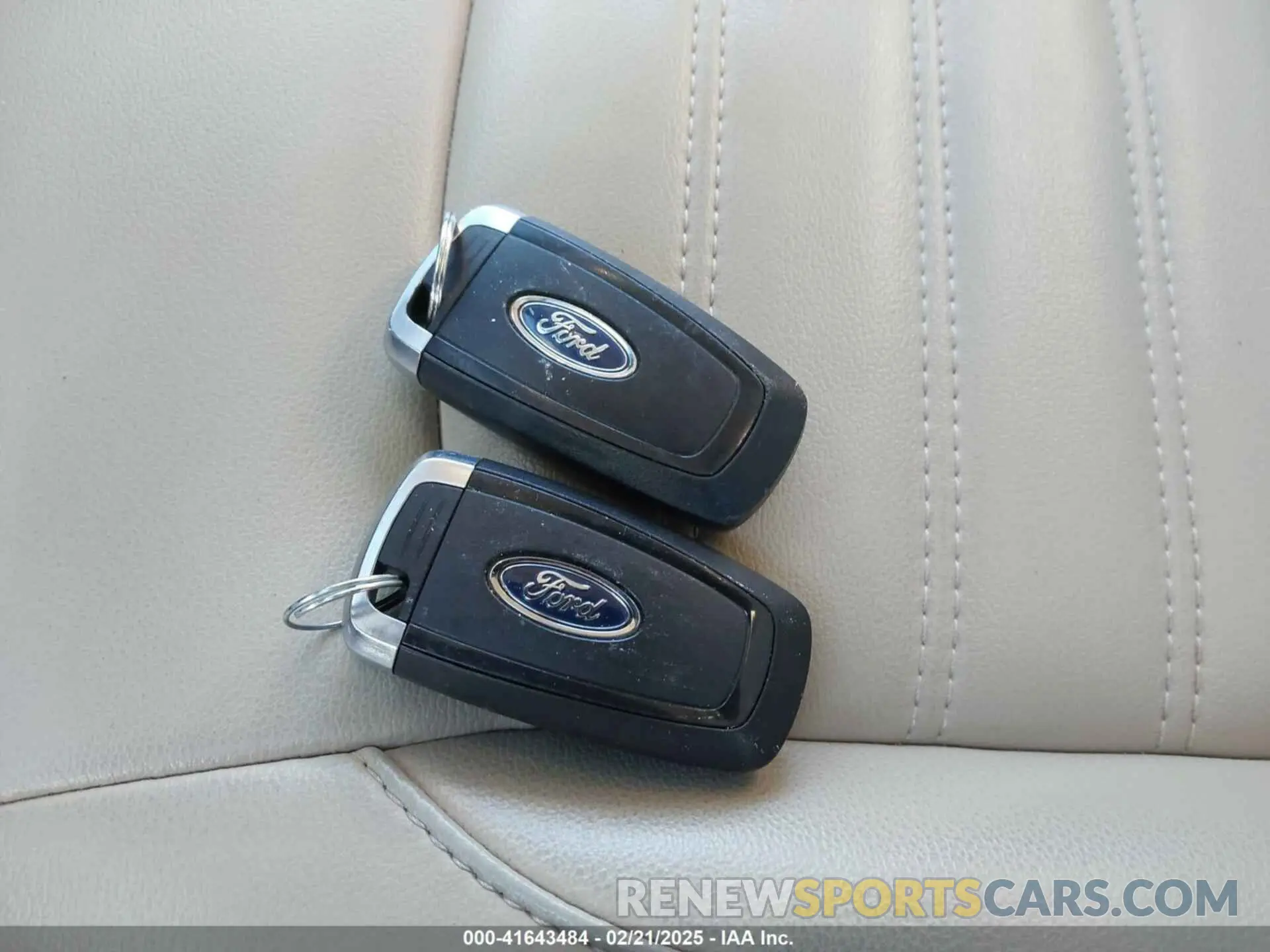 11 Photograph of a damaged car 2FMPK4J93KBB48220 FORD EDGE 2019