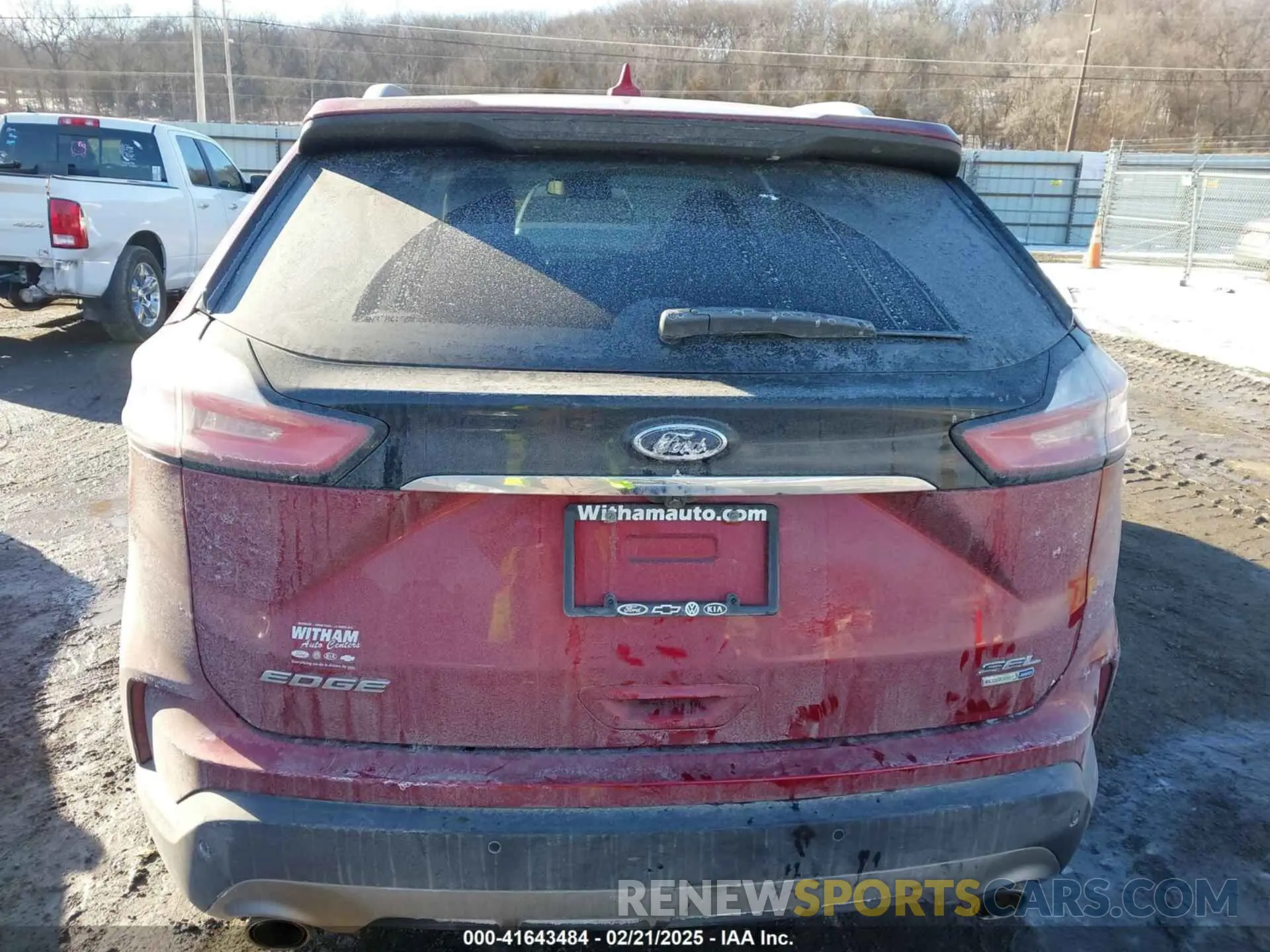 17 Photograph of a damaged car 2FMPK4J93KBB48220 FORD EDGE 2019