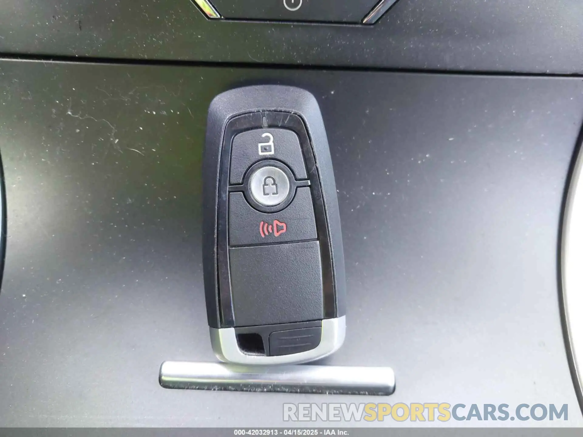 11 Фотография поврежденного автомобиля 2FMPK4J93KBB66345 FORD EDGE 2019