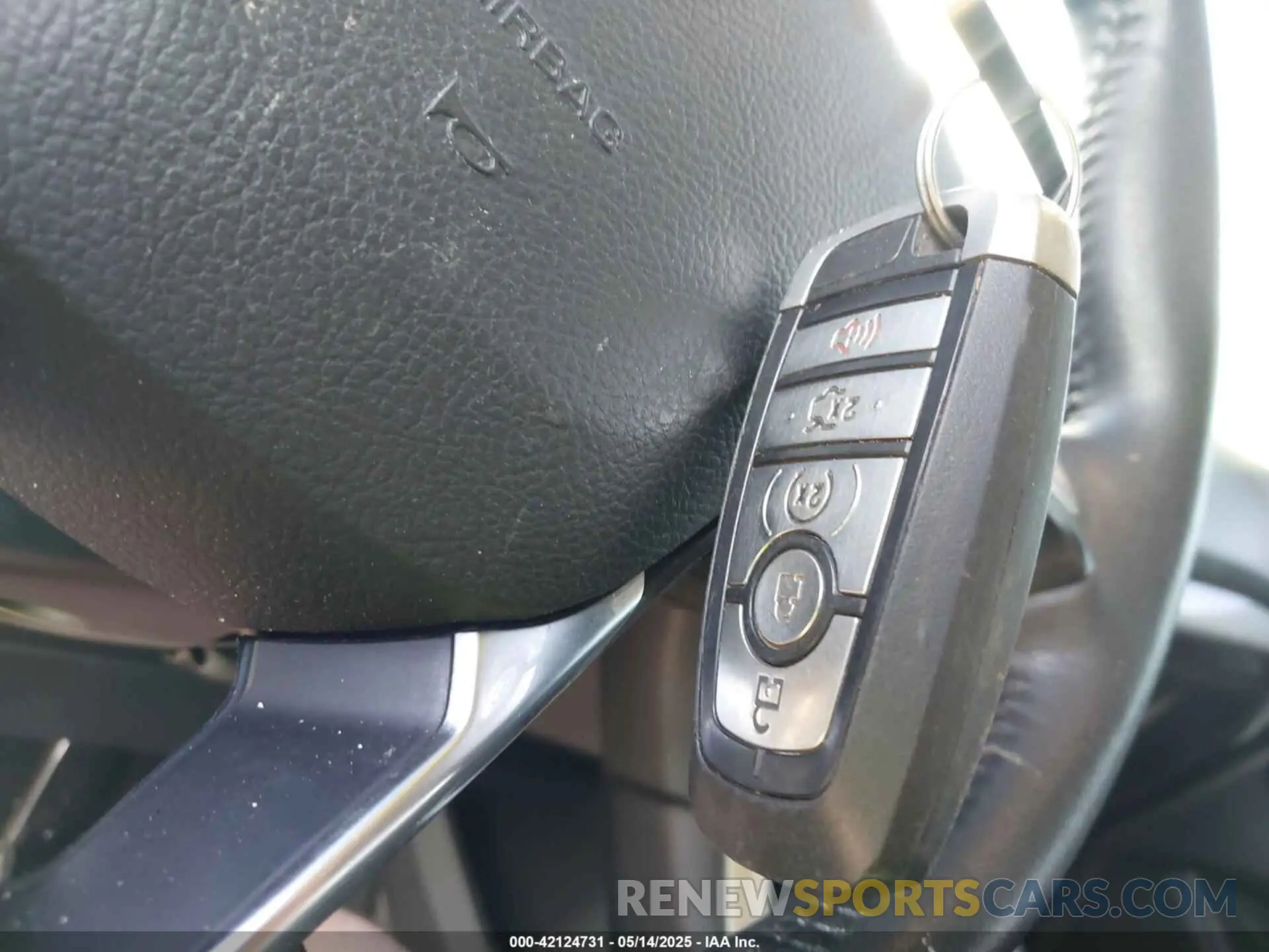 11 Photograph of a damaged car 2FMPK4J94KBB75832 FORD EDGE 2019