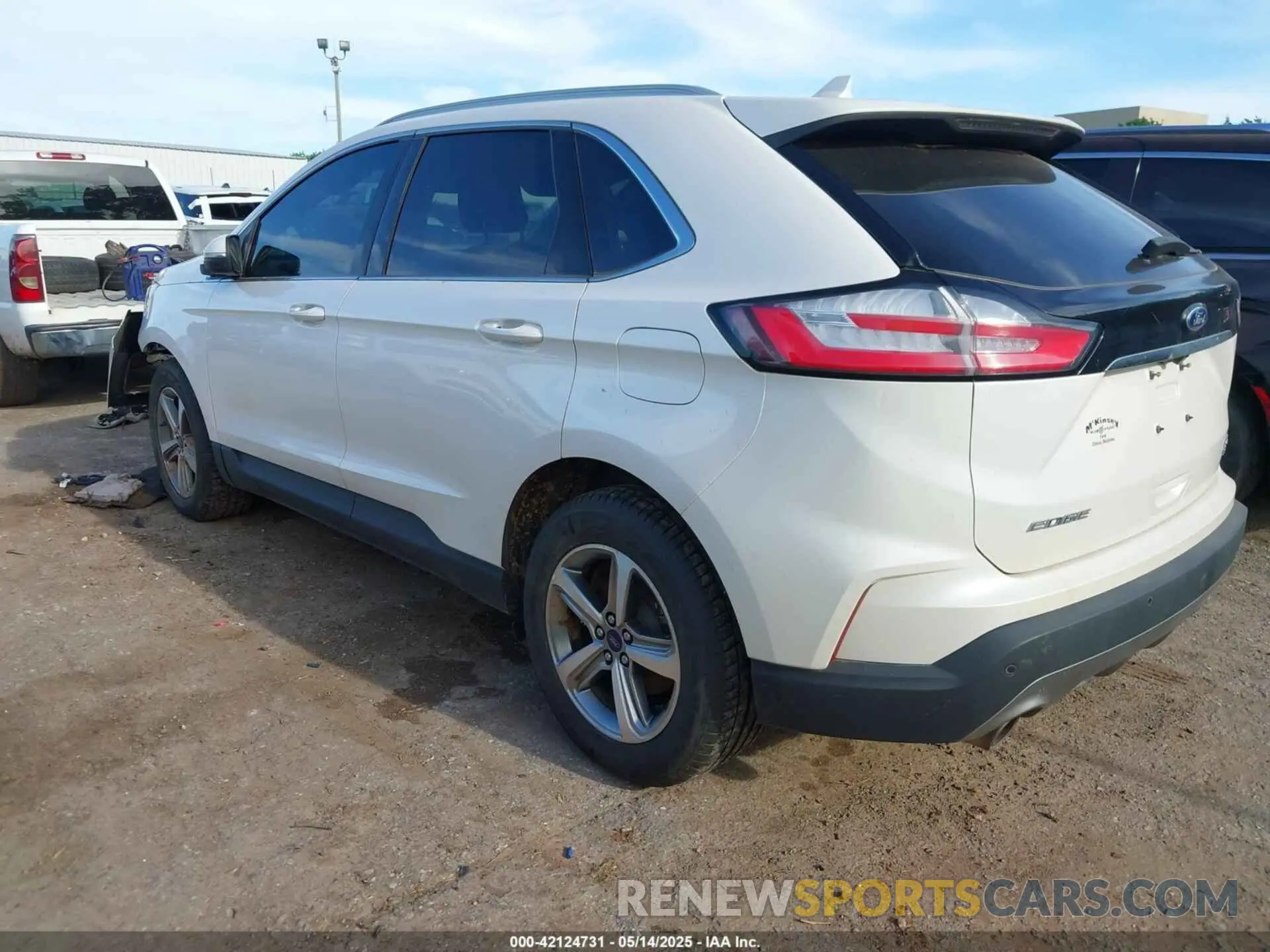 3 Photograph of a damaged car 2FMPK4J94KBB75832 FORD EDGE 2019