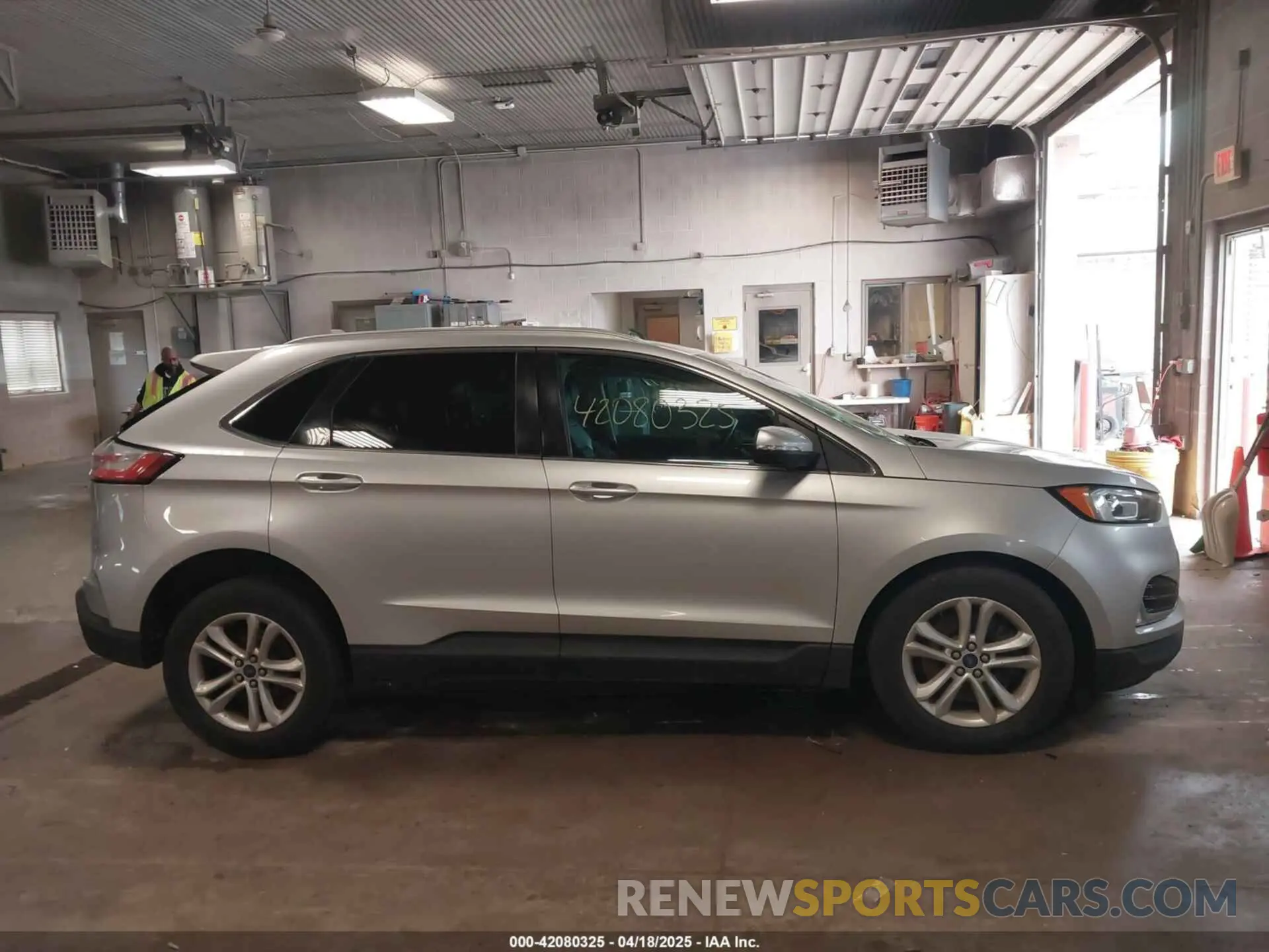 13 Фотография поврежденного автомобиля 2FMPK4J95KBB11427 FORD EDGE 2019